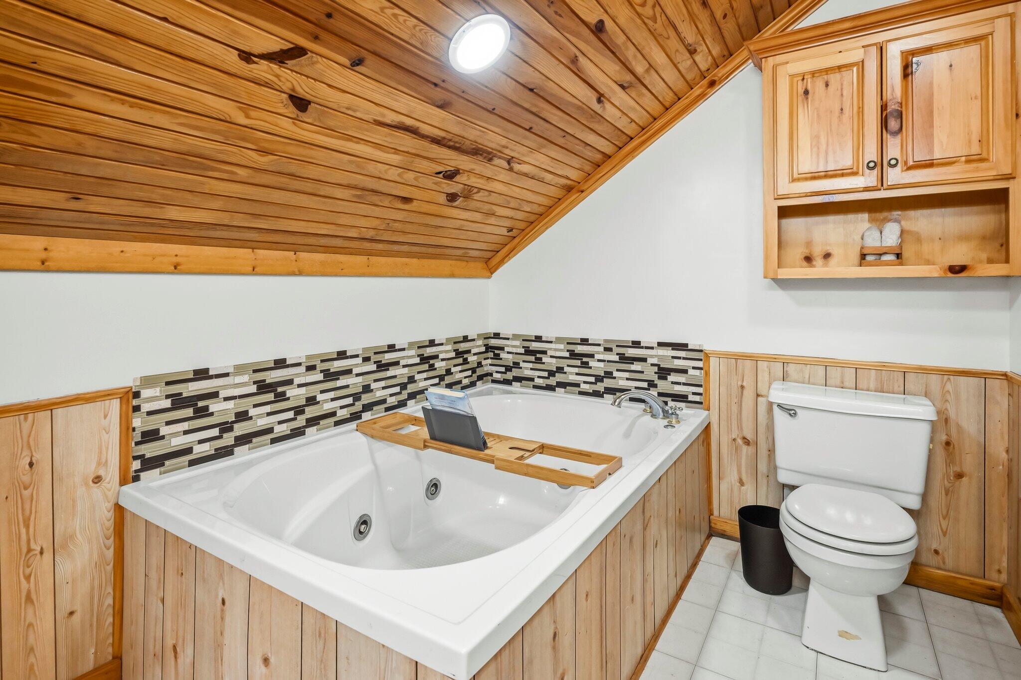 8490 West State Highway 248 Property Photo 48