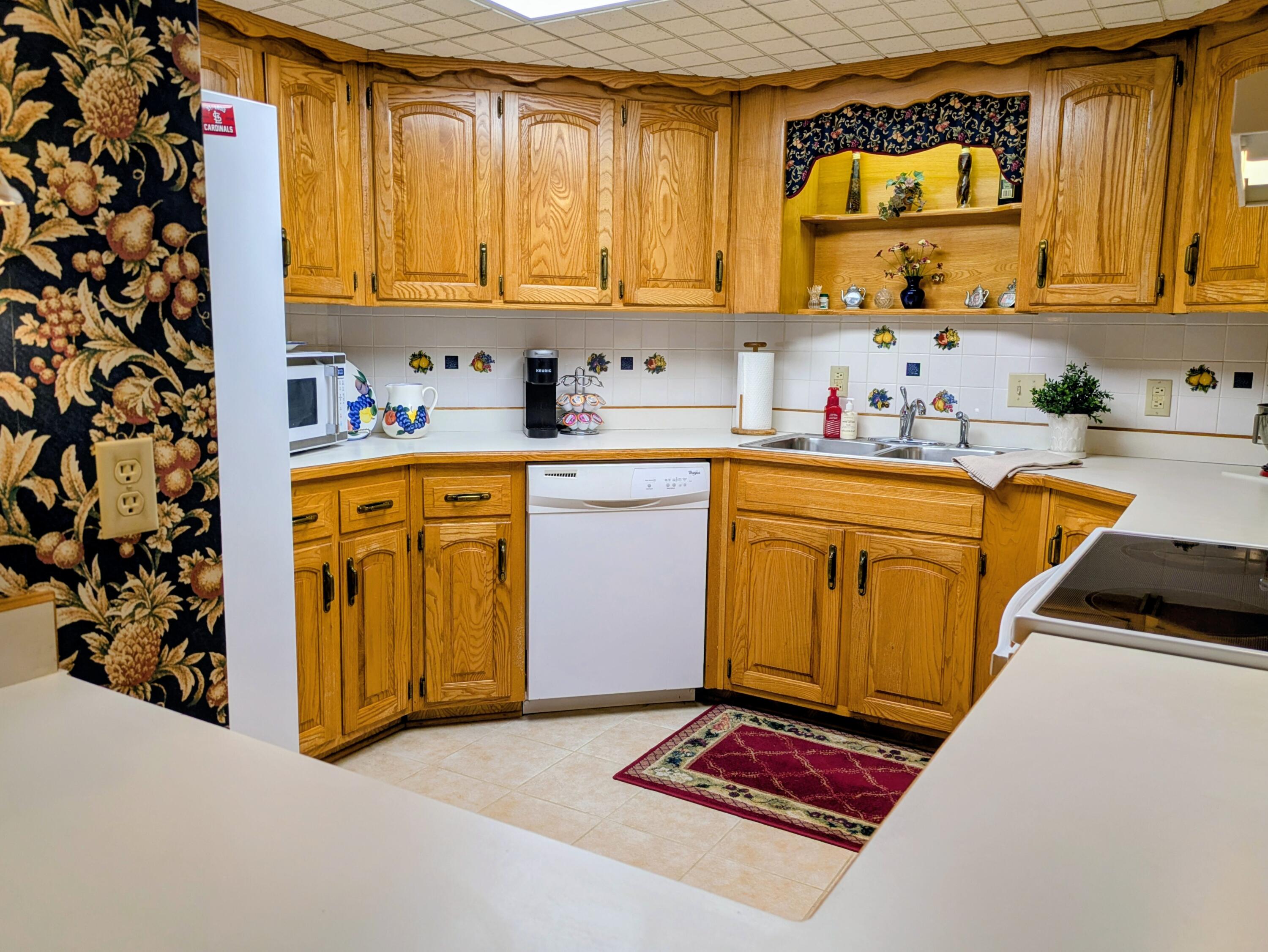 150 Sunken Forest Dr. 3-129 Property Photo 18