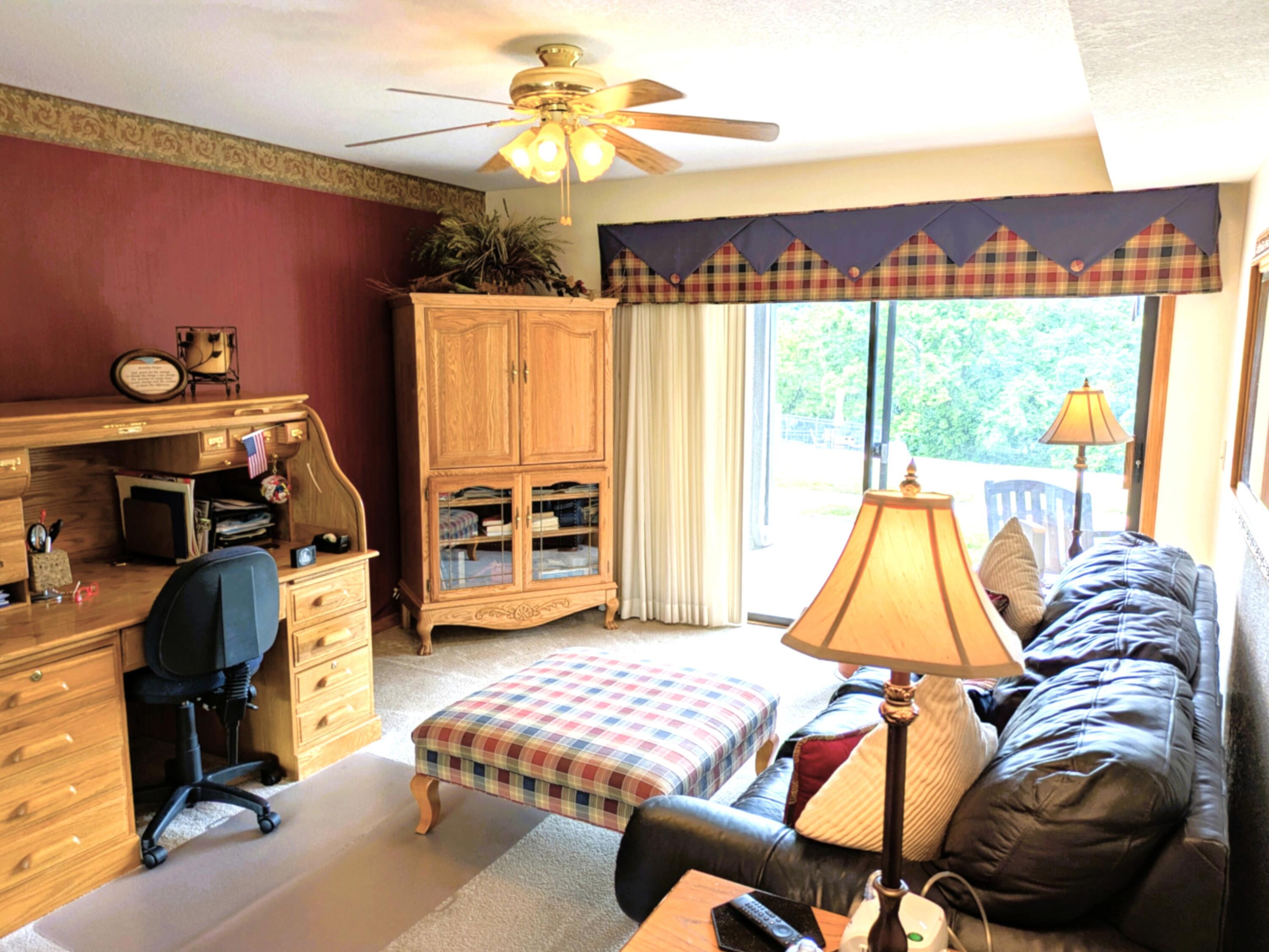 150 Sunken Forest Dr. 3-129 Property Photo 24