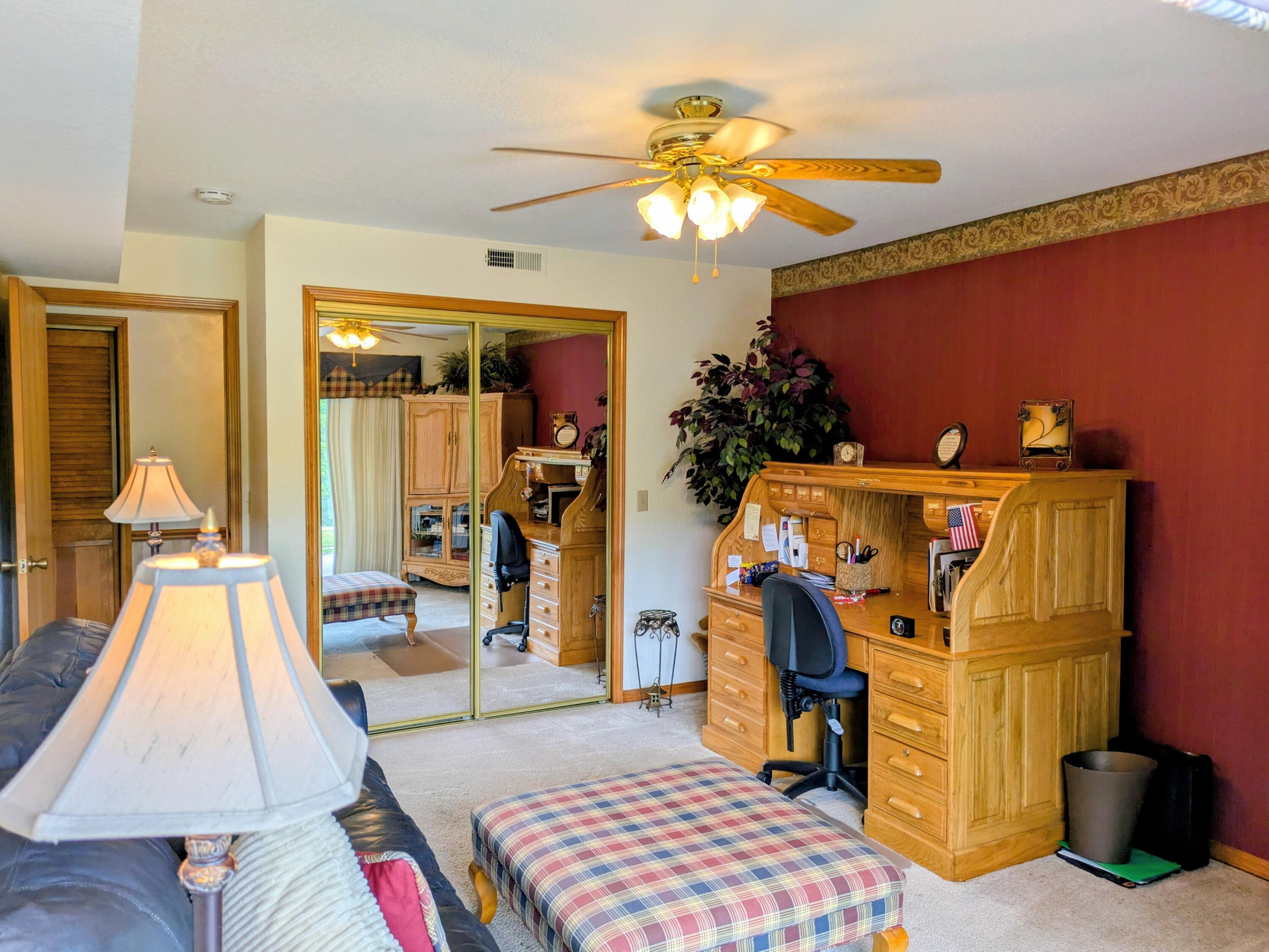 150 Sunken Forest Dr. 3-129 Property Photo 27