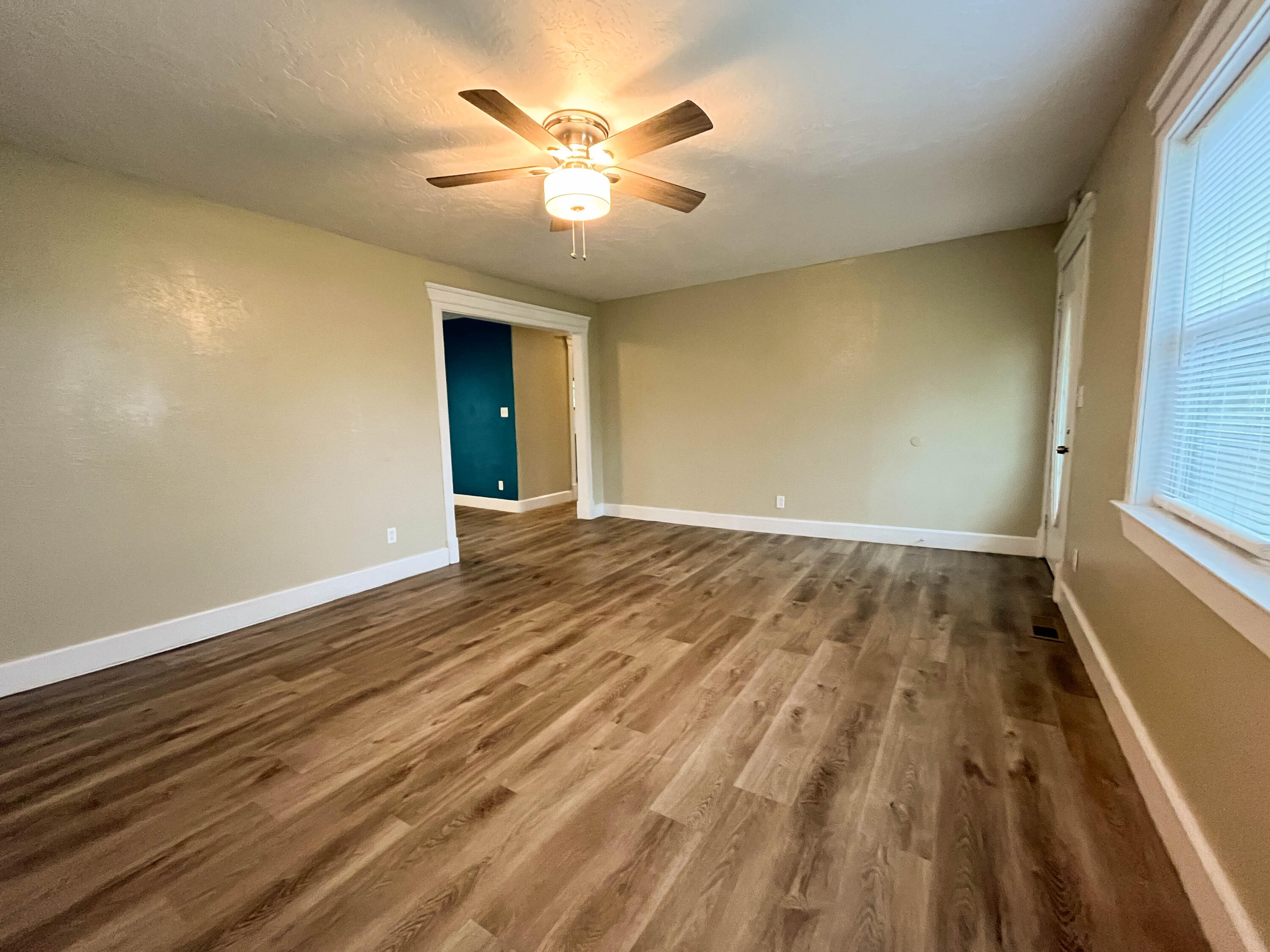 109 Manilla Street Property Photo 4