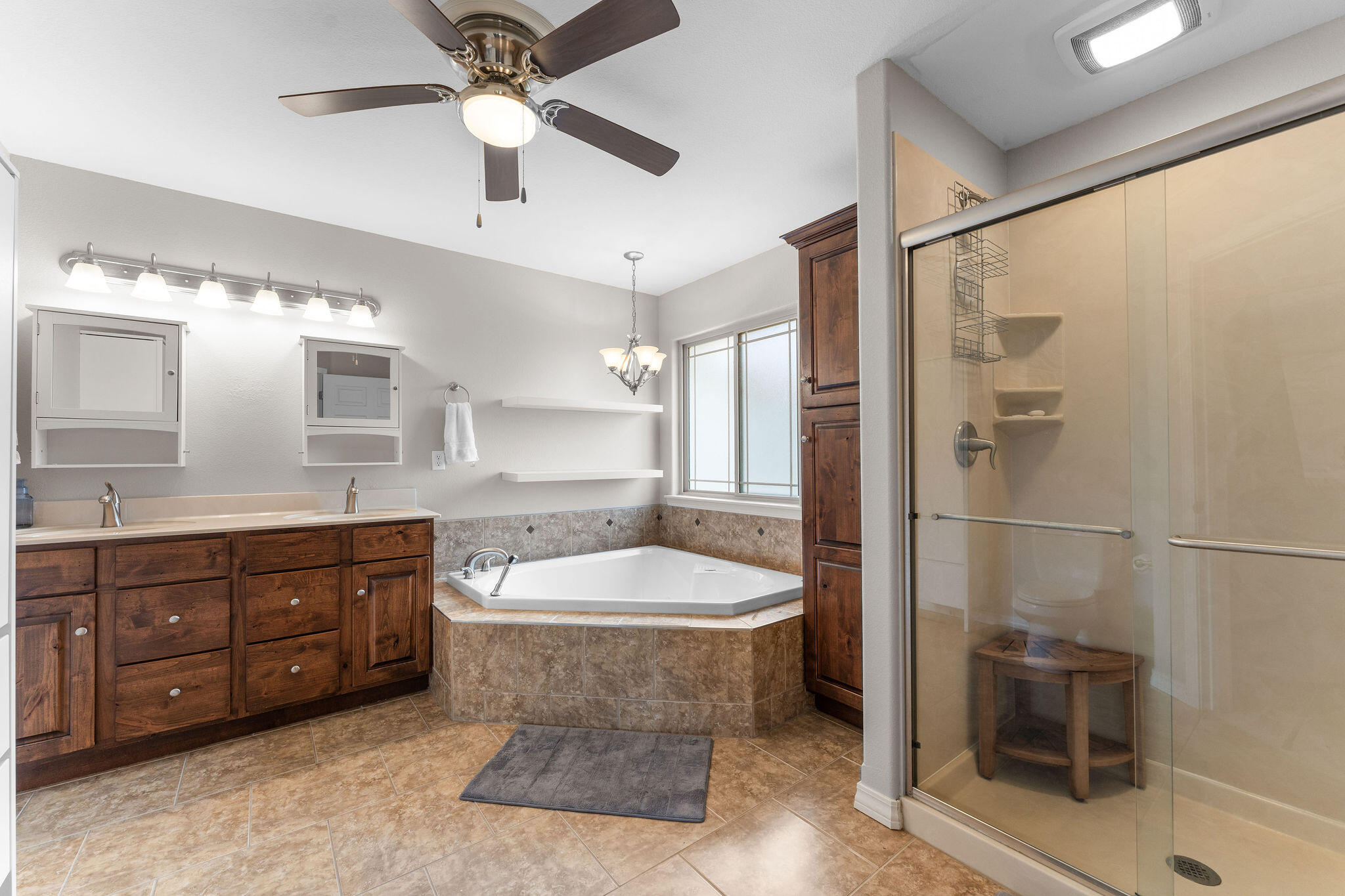 451 Uniqueville Lane Property Photo 19