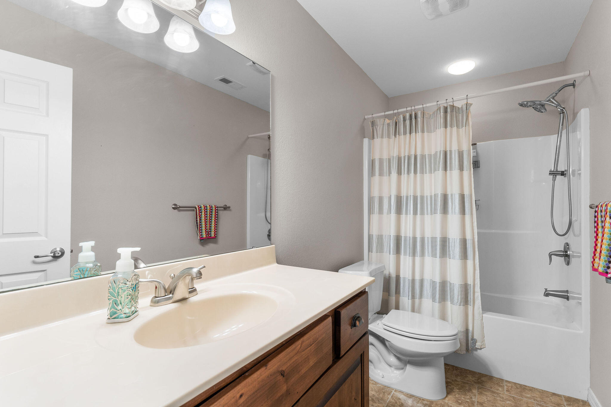 451 Uniqueville Lane Property Photo 33