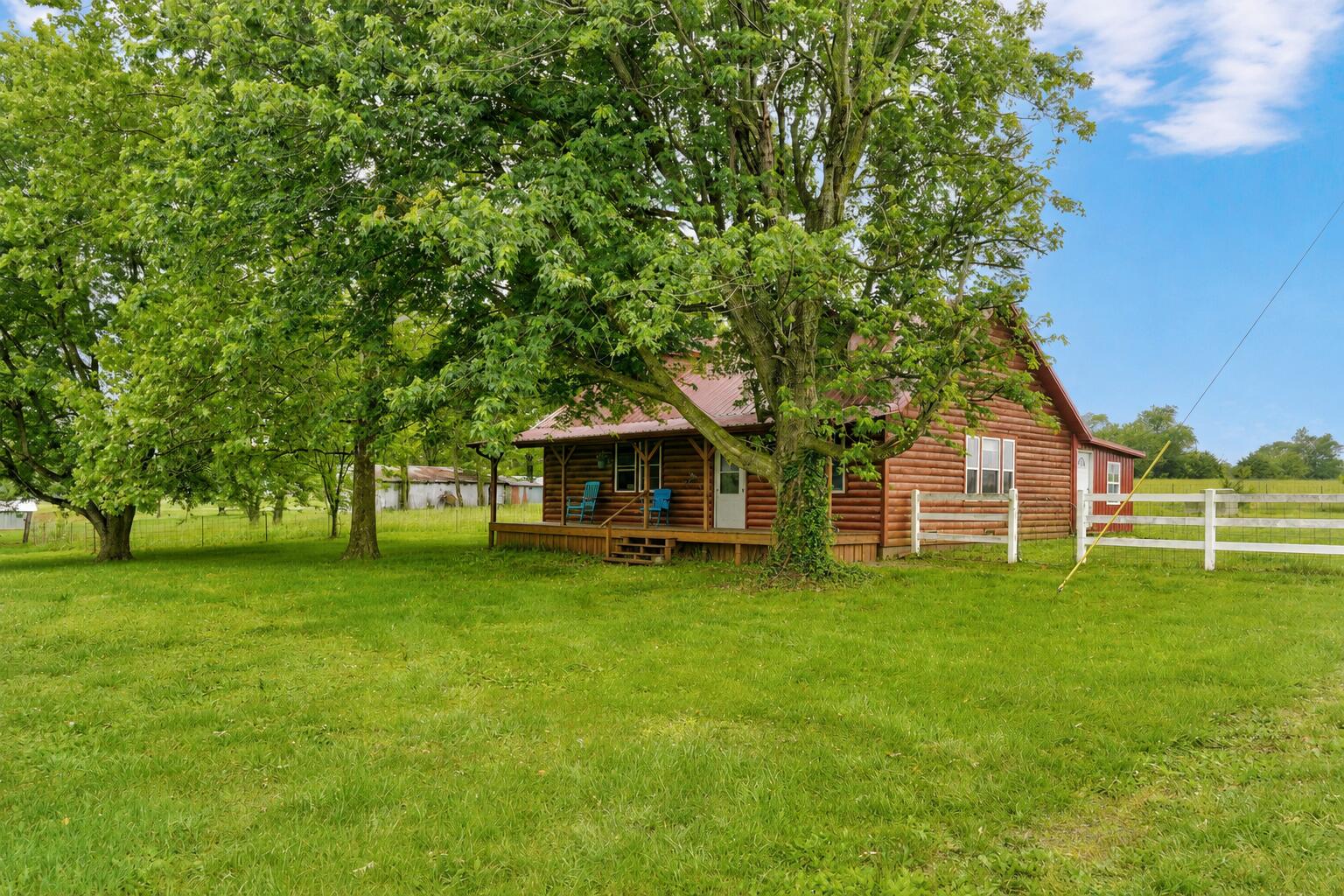 22783 Lawrence 1210 Property Photo 1