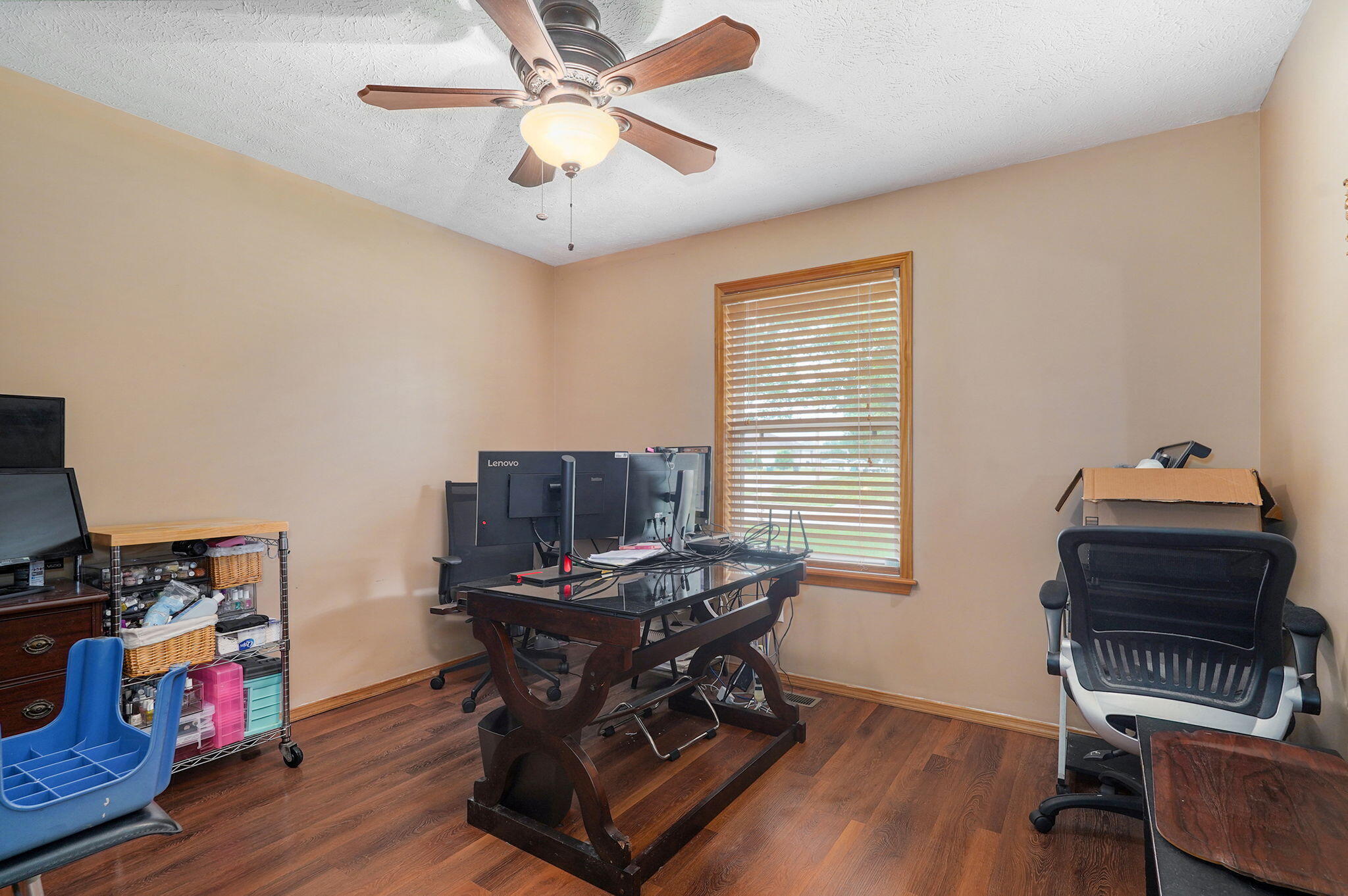 450 South Basswood Avenue Property Photo 18
