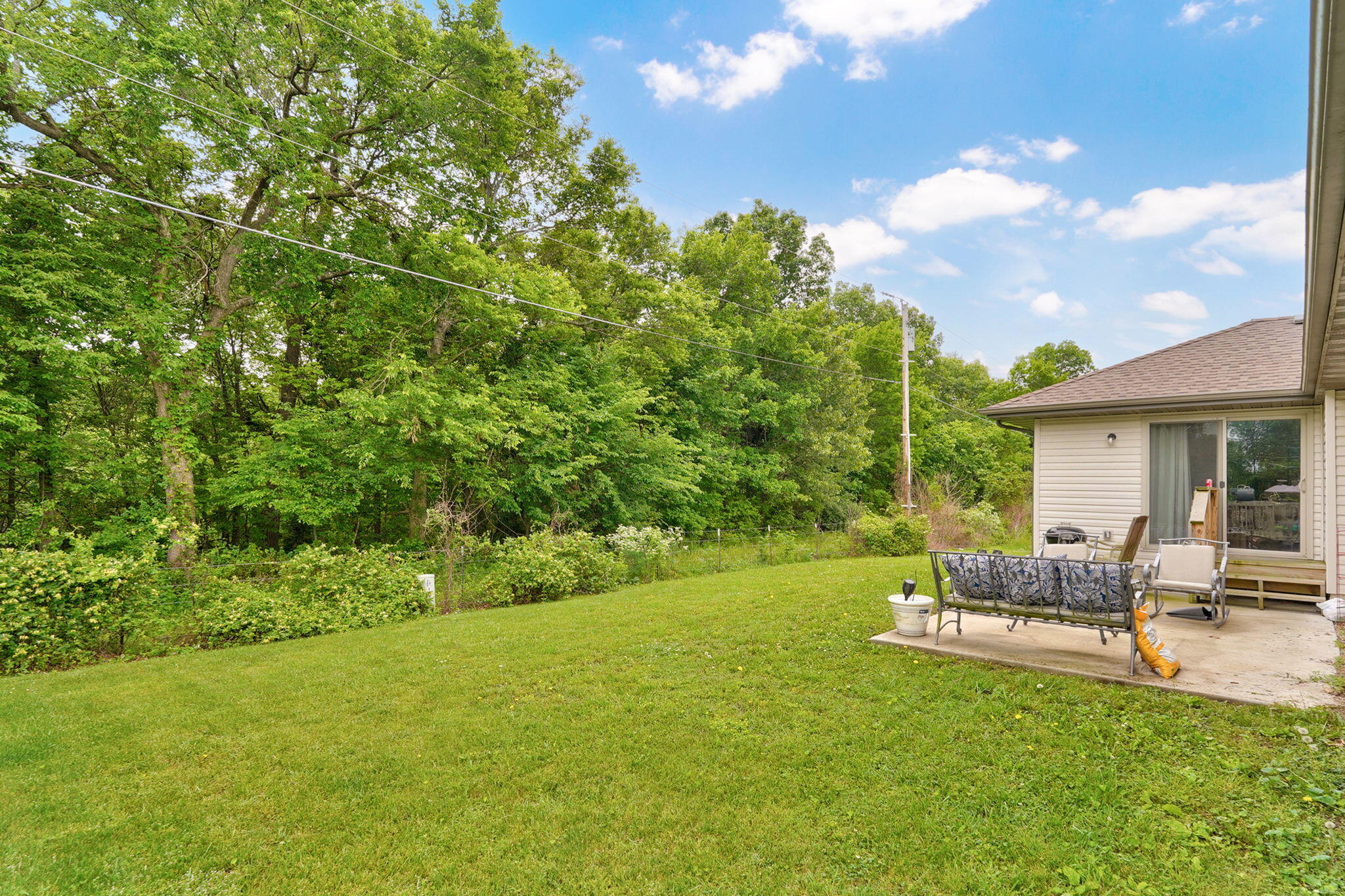 450 South Basswood Avenue Property Photo 24