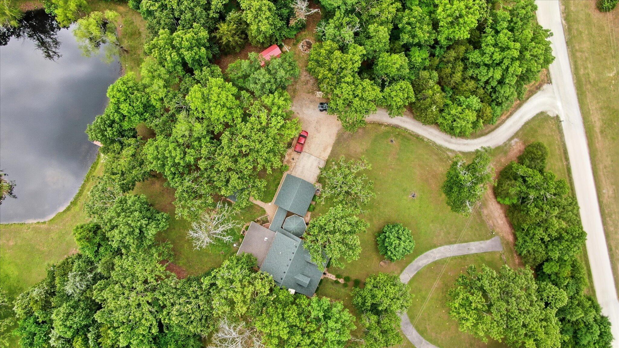1150 Lake Point Road Property Photo 6