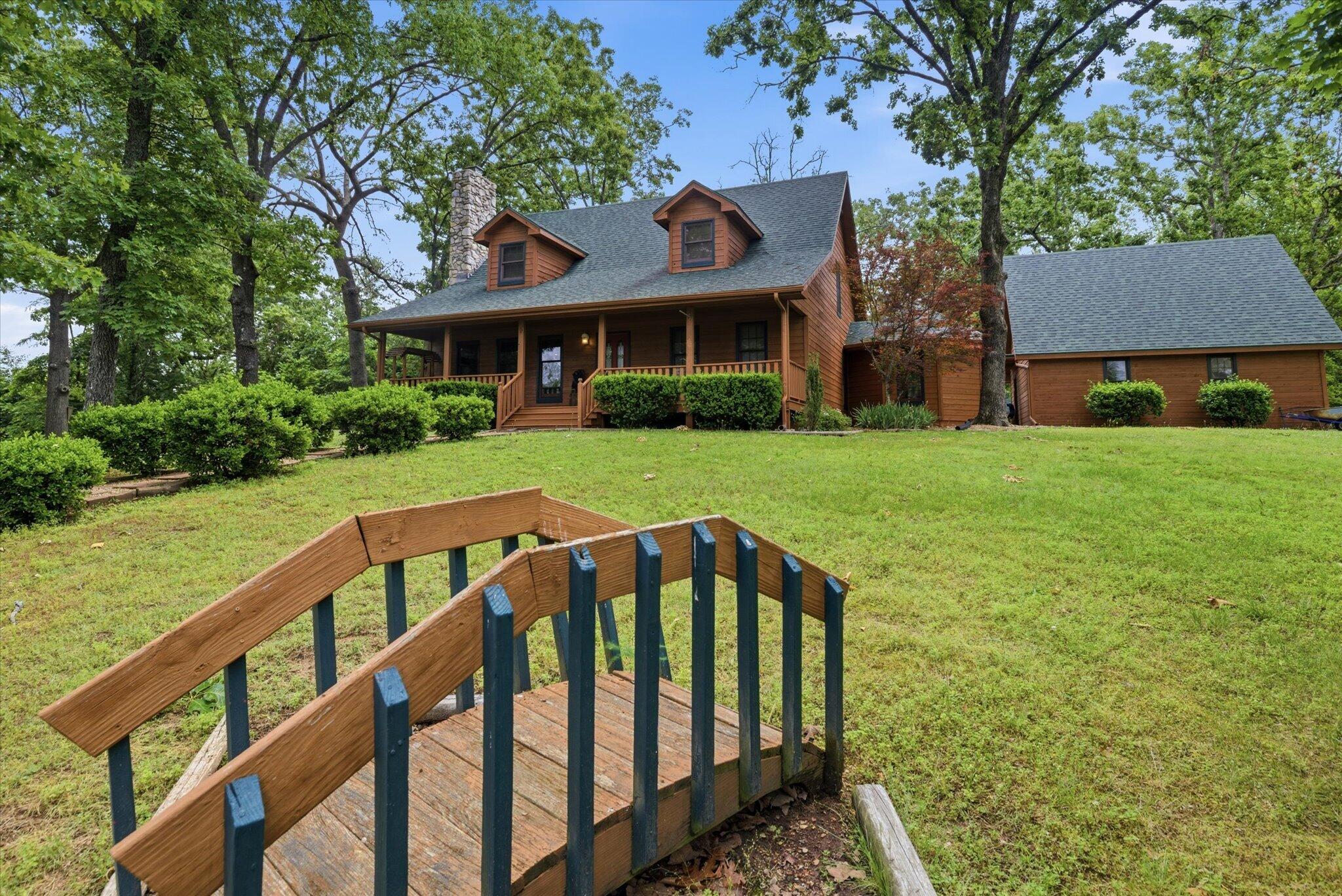 1150 Lake Point Road Property Photo 11