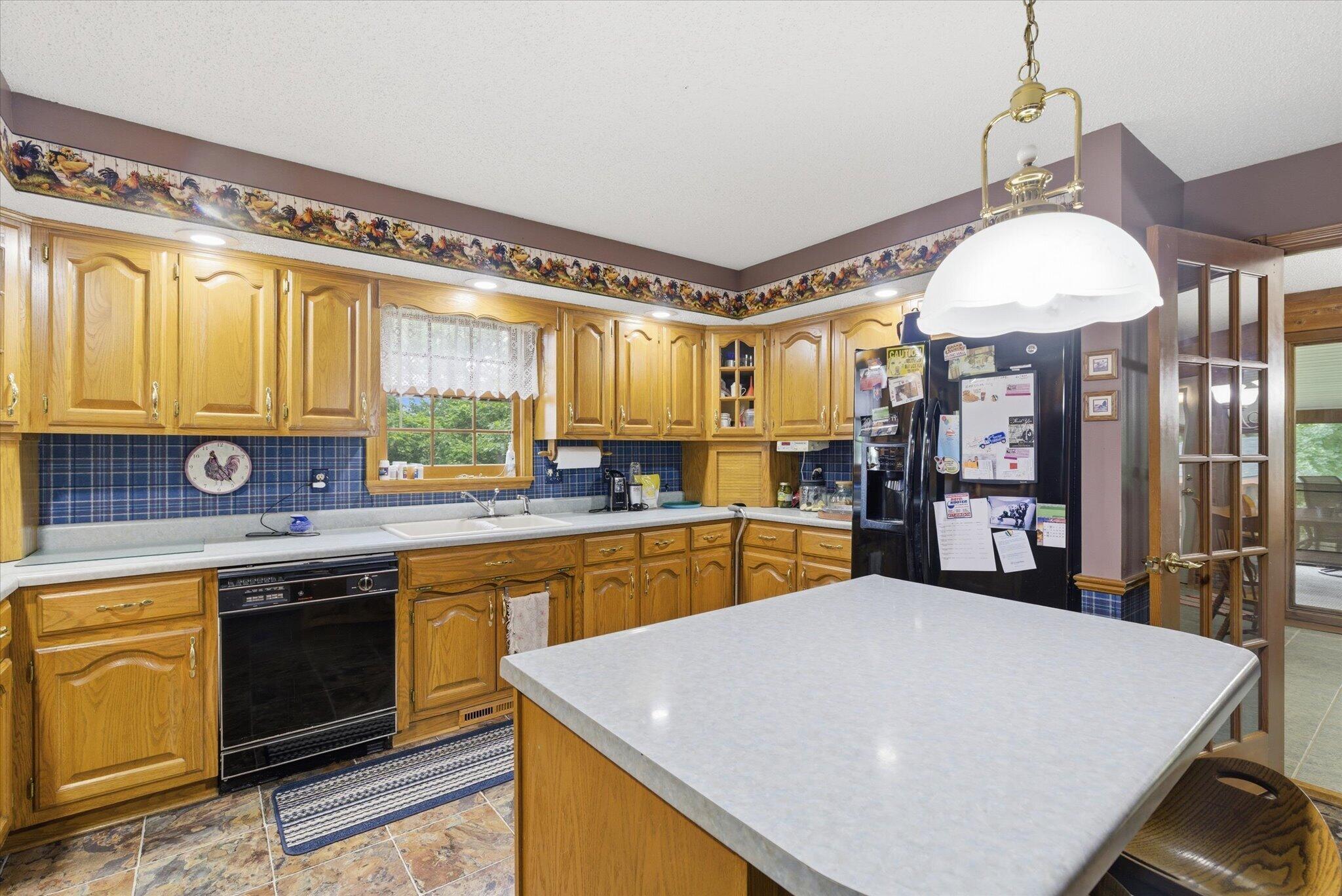 1150 Lake Point Road Property Photo 25