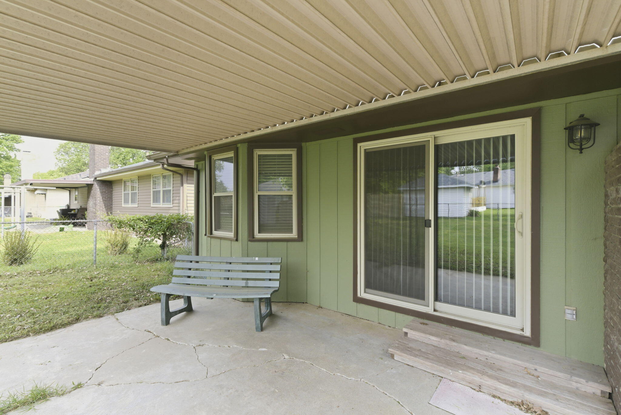 504 West Bell Street Property Photo 22