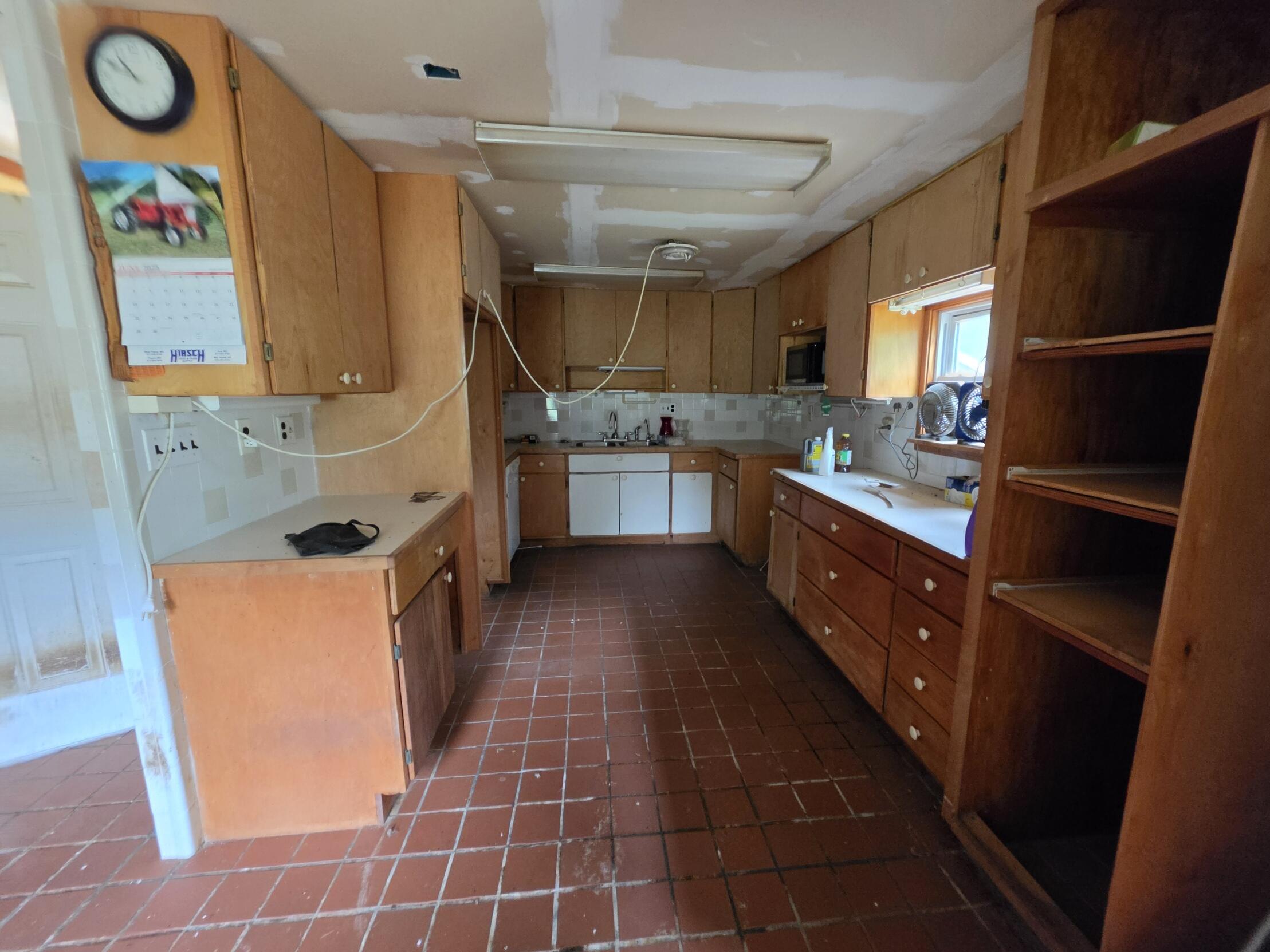 295 Black Oak Road Property Photo 4