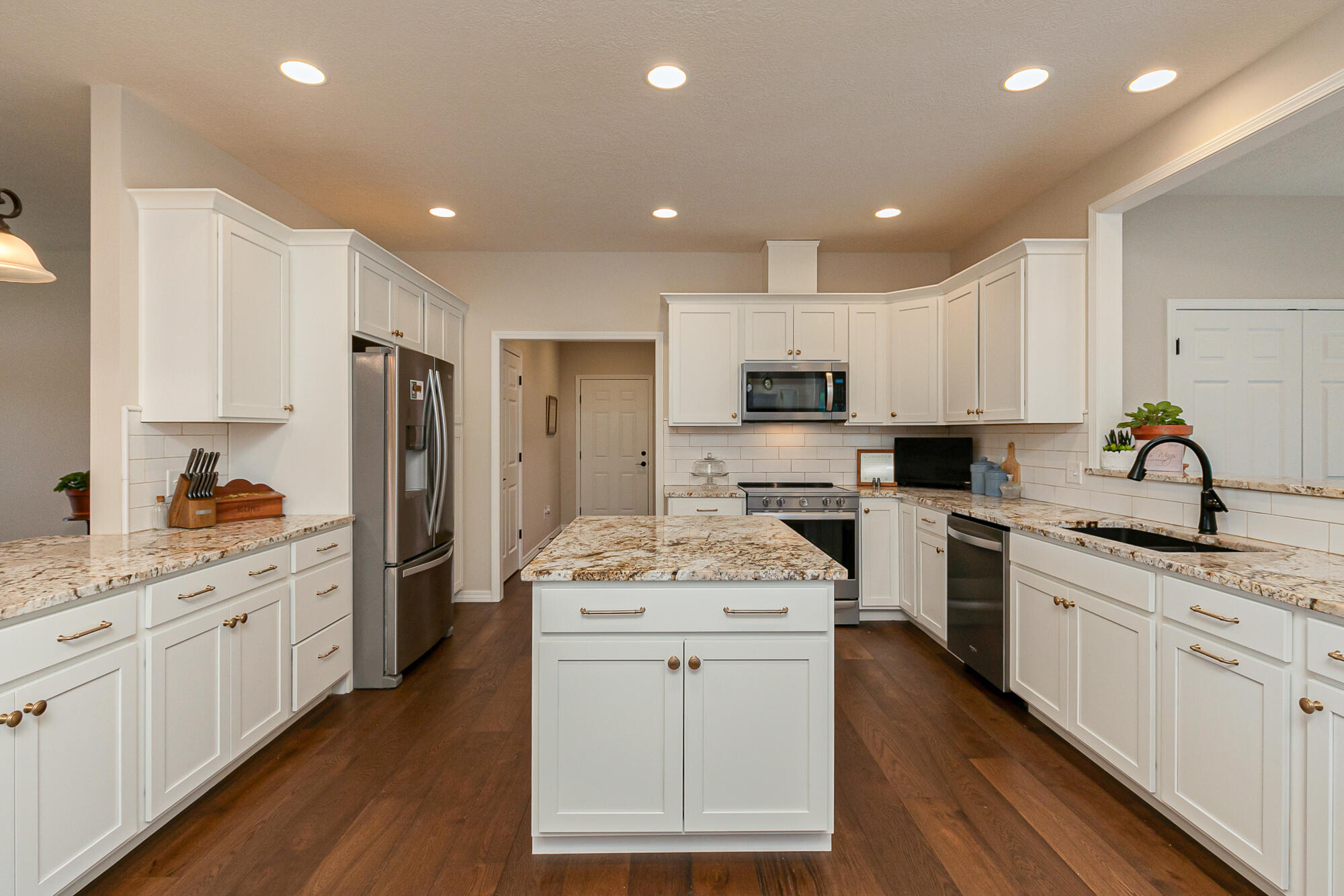 1422 East 370th Road Property Photo 13