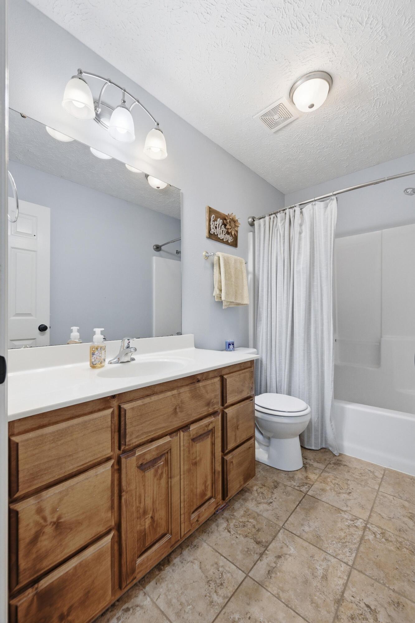 1027 Nickolas Street Property Photo 17