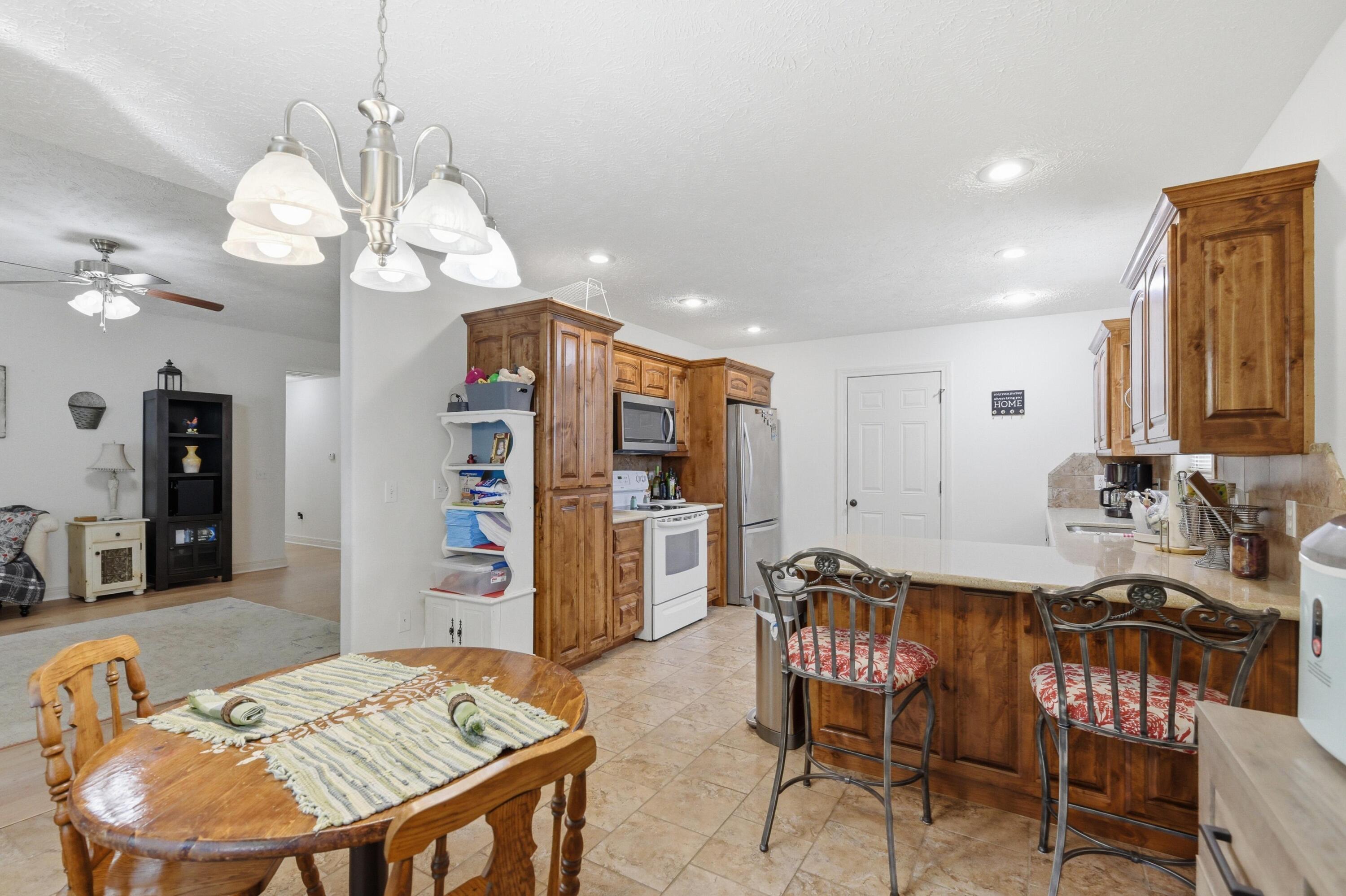 1027 Nickolas Street Property Photo 21