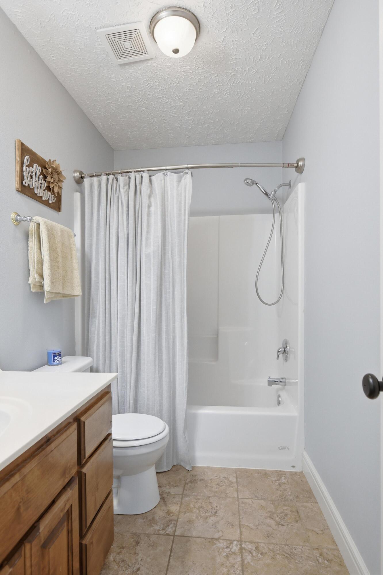 1027 Nickolas Street Property Photo 32