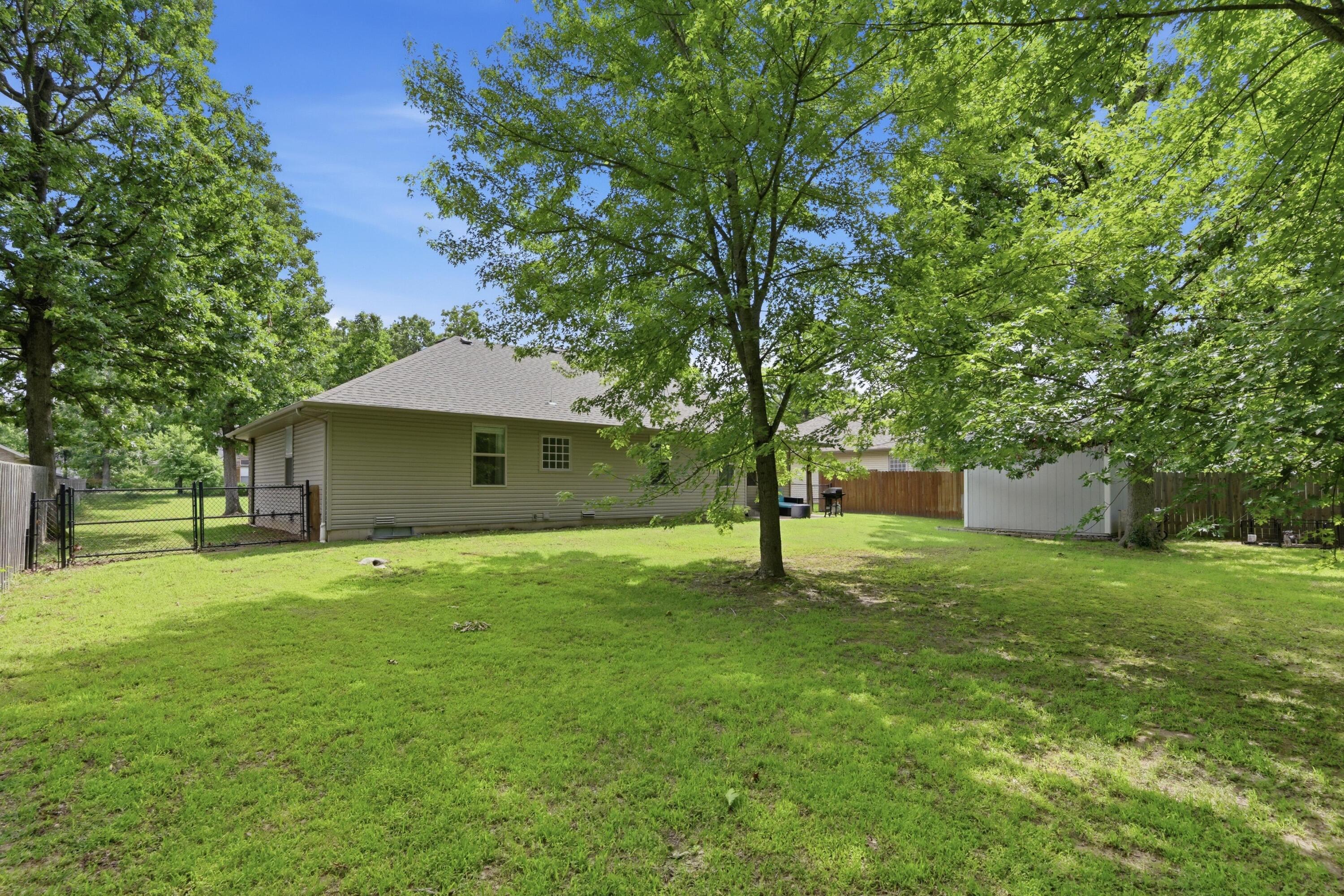 1027 Nickolas Street Property Photo 41