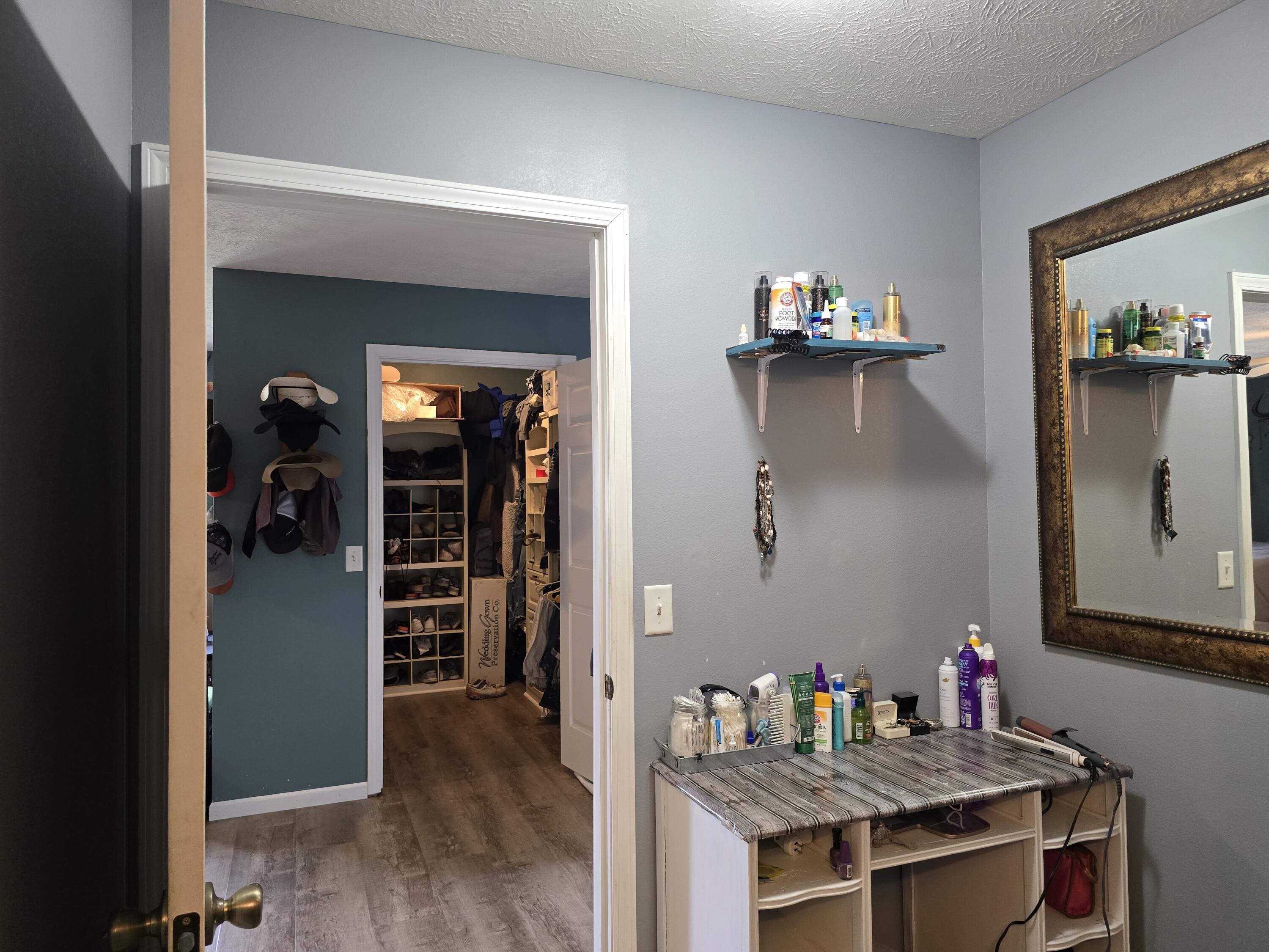 514 Guthery Street Property Photo 29