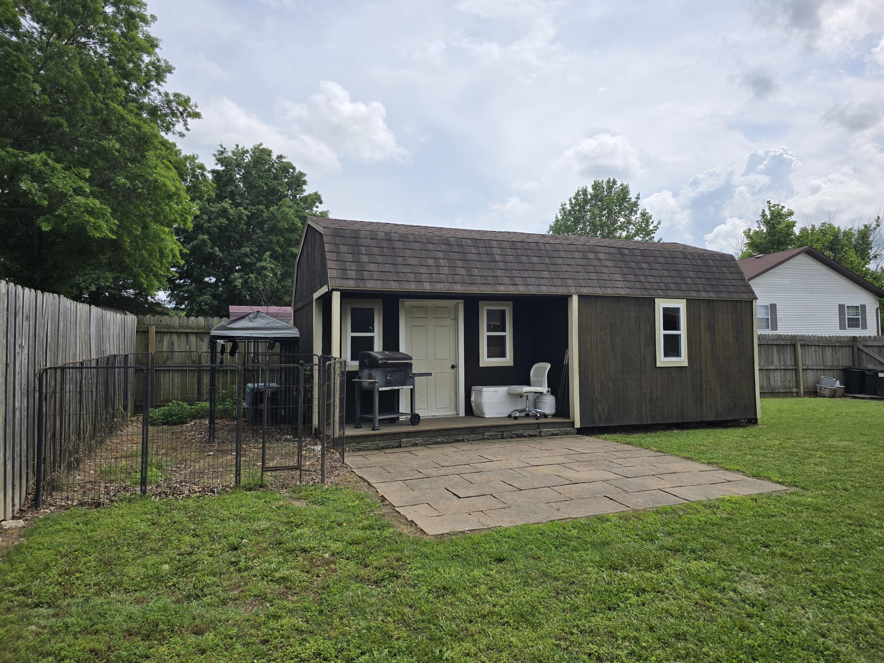 514 Guthery Street Property Photo 37