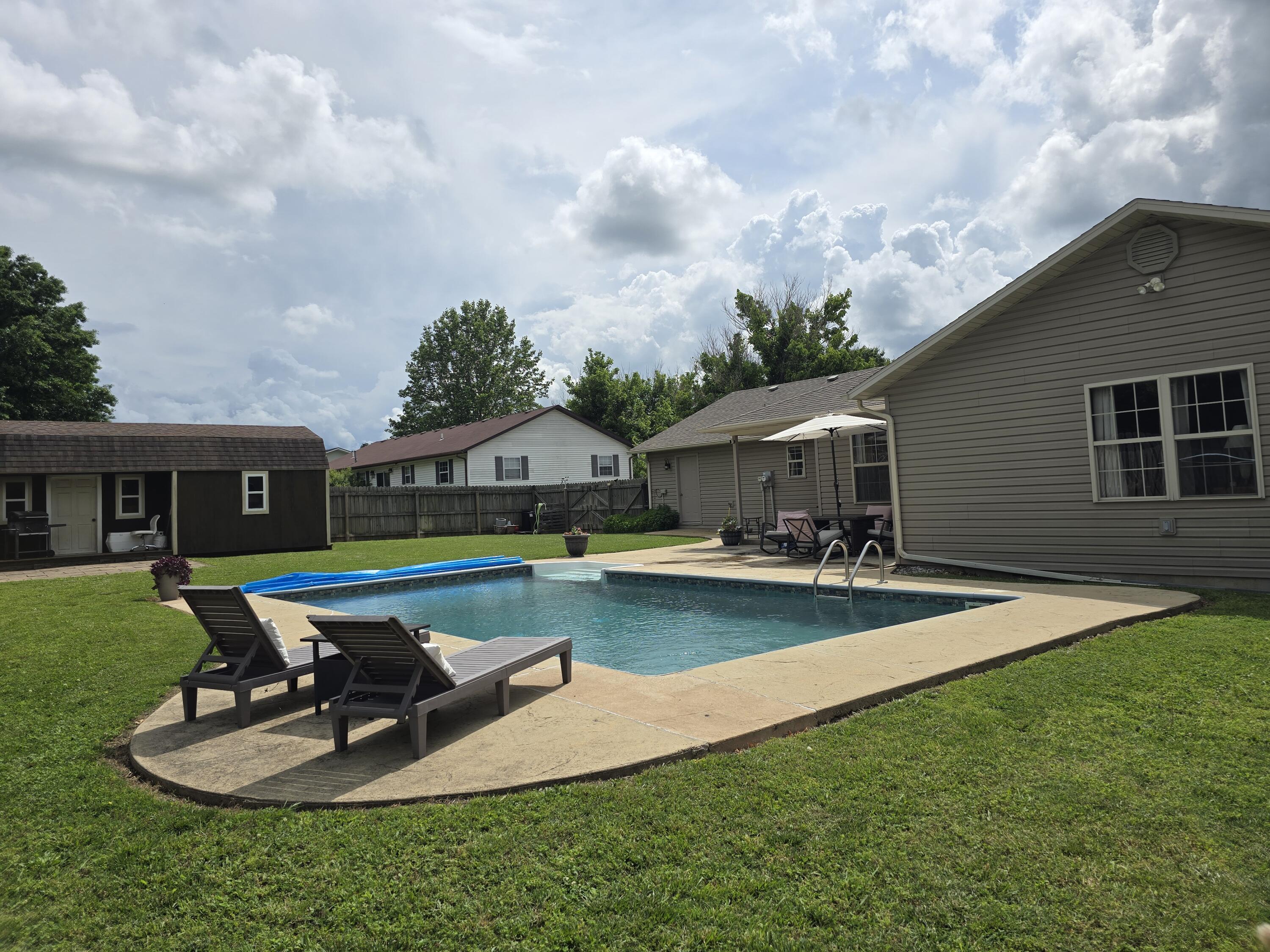 514 Guthery Street Property Photo 40