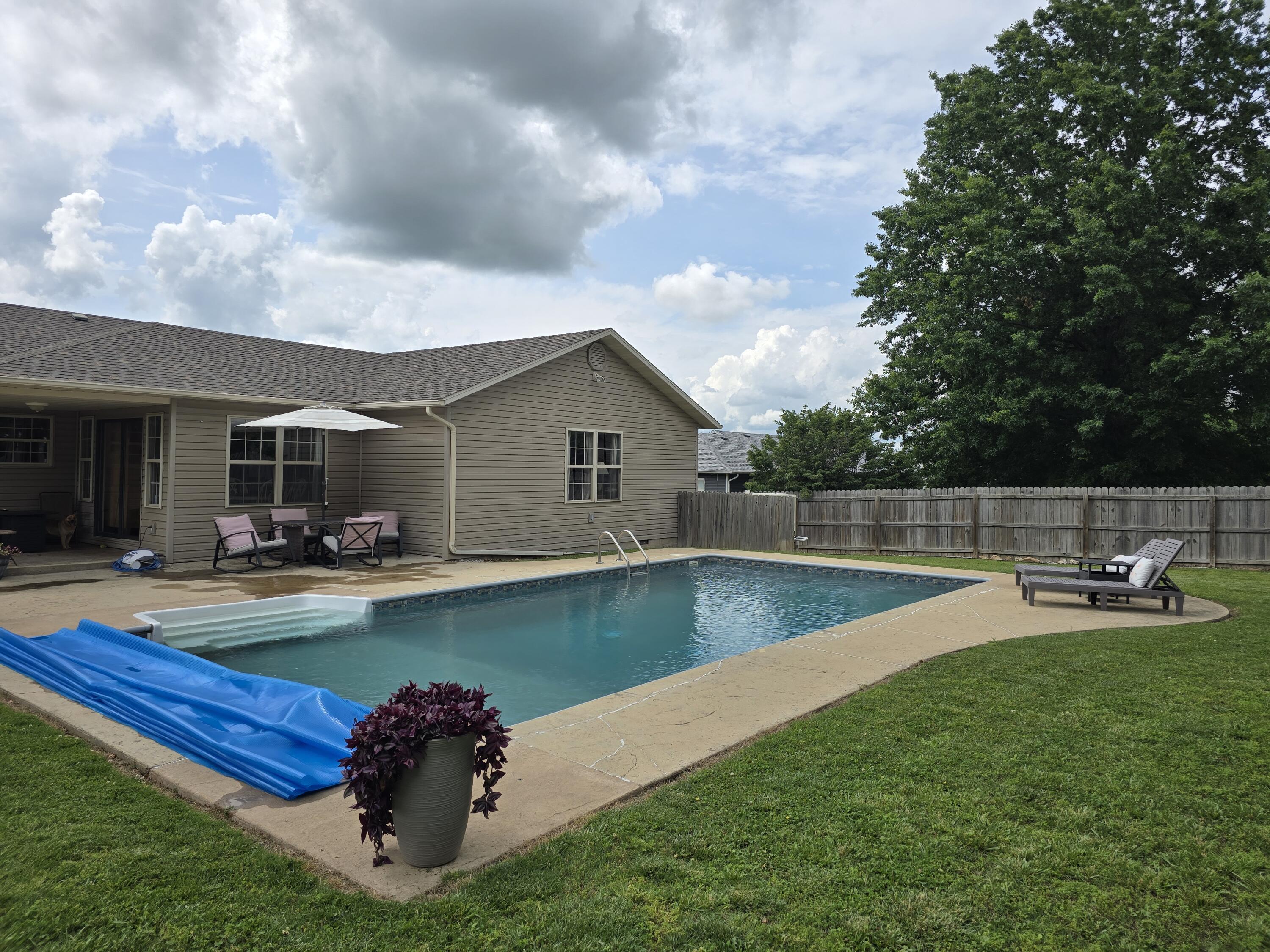 514 Guthery Street Property Photo 48