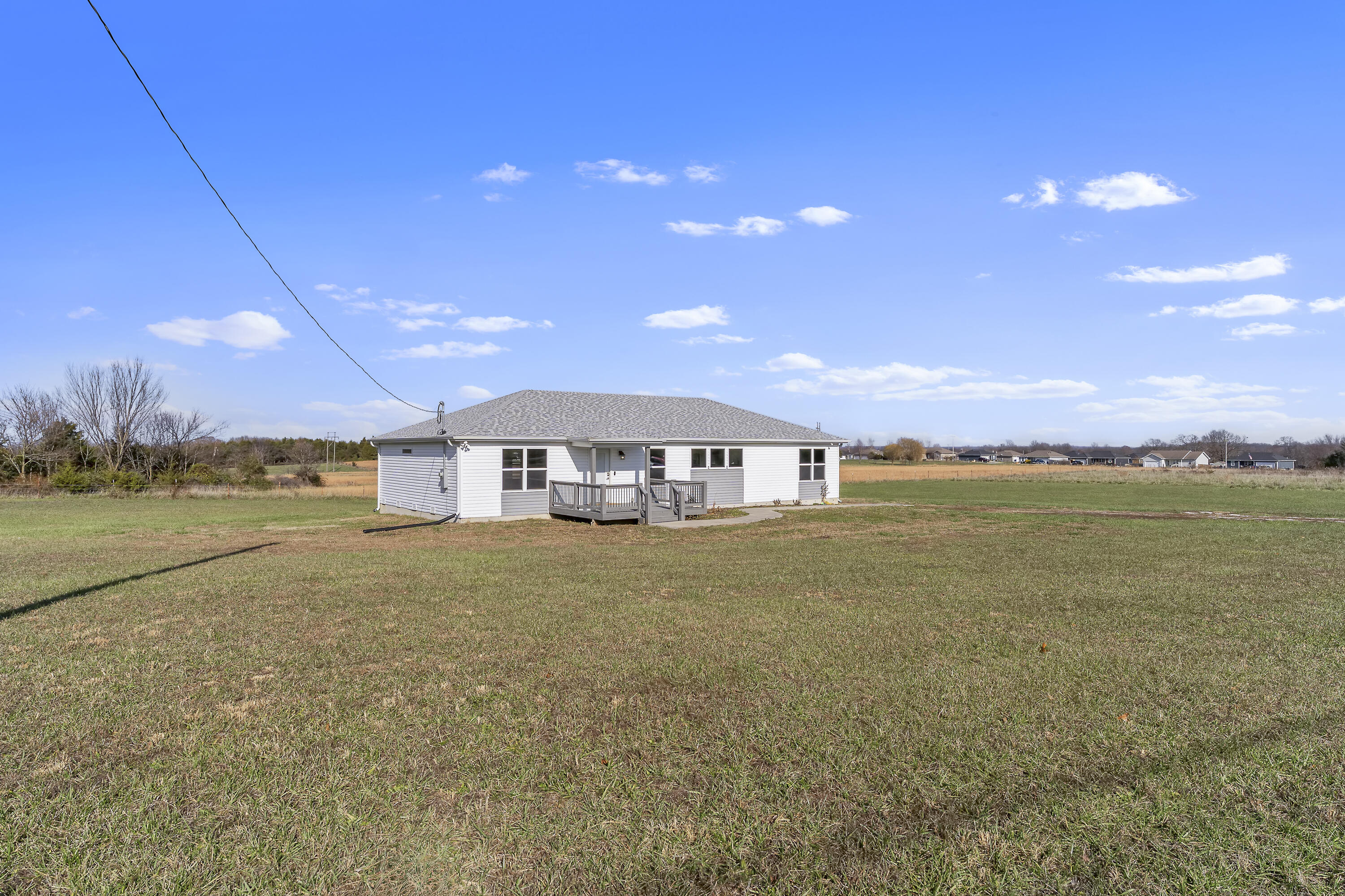 1000 West Miller Street Property Photo 7