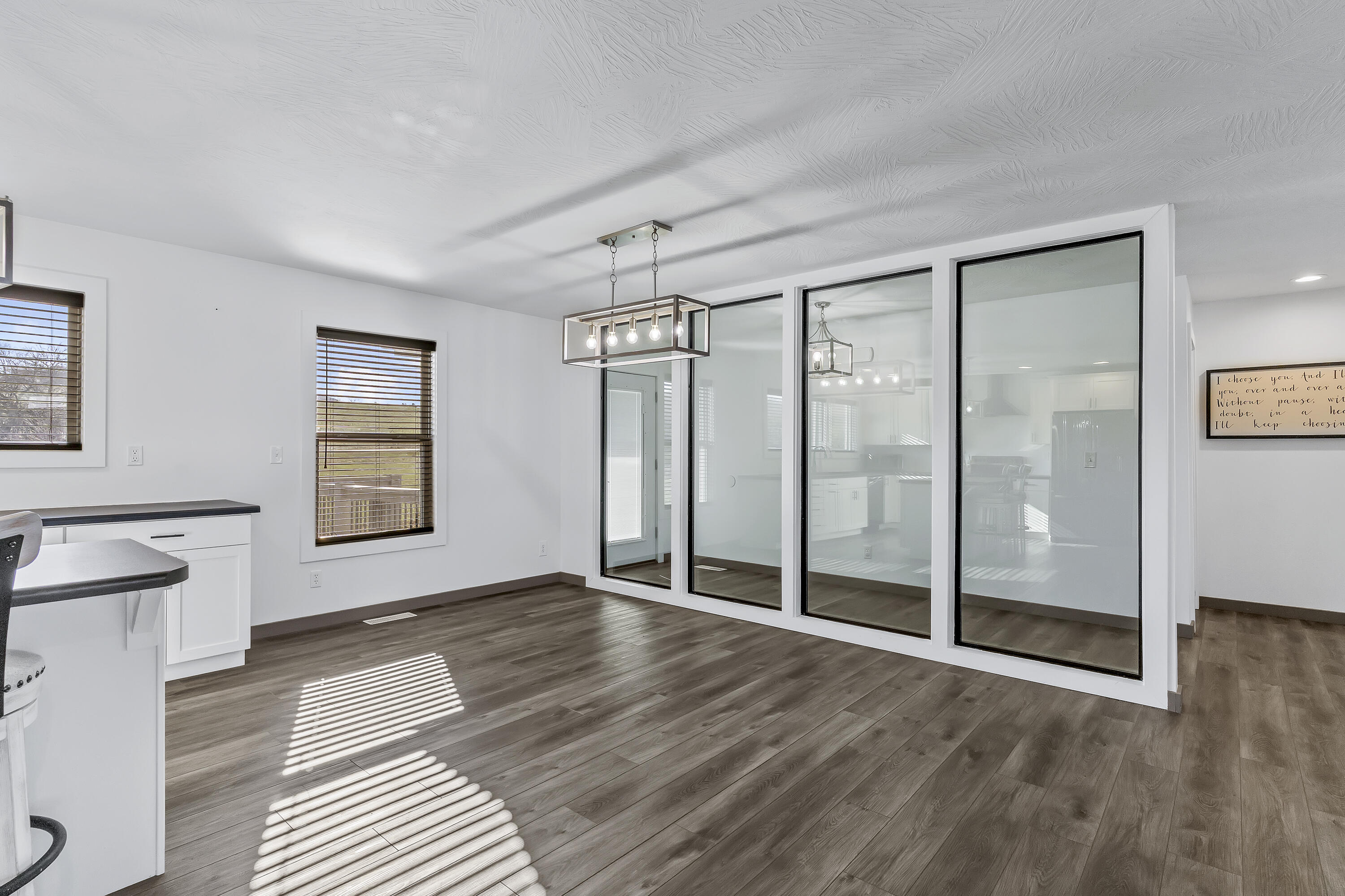 1000 West Miller Street Property Photo 20