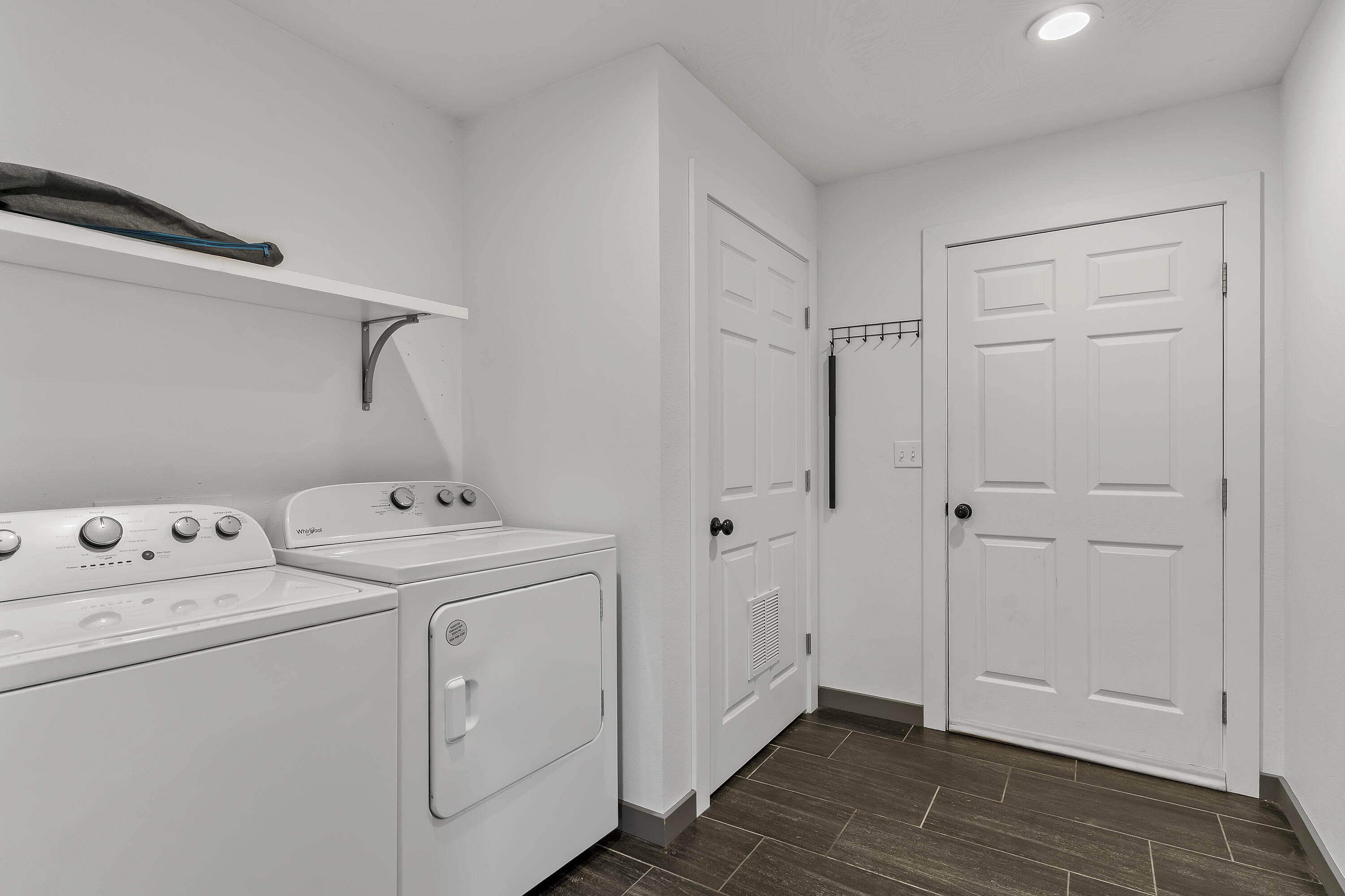1000 West Miller Street Property Photo 29