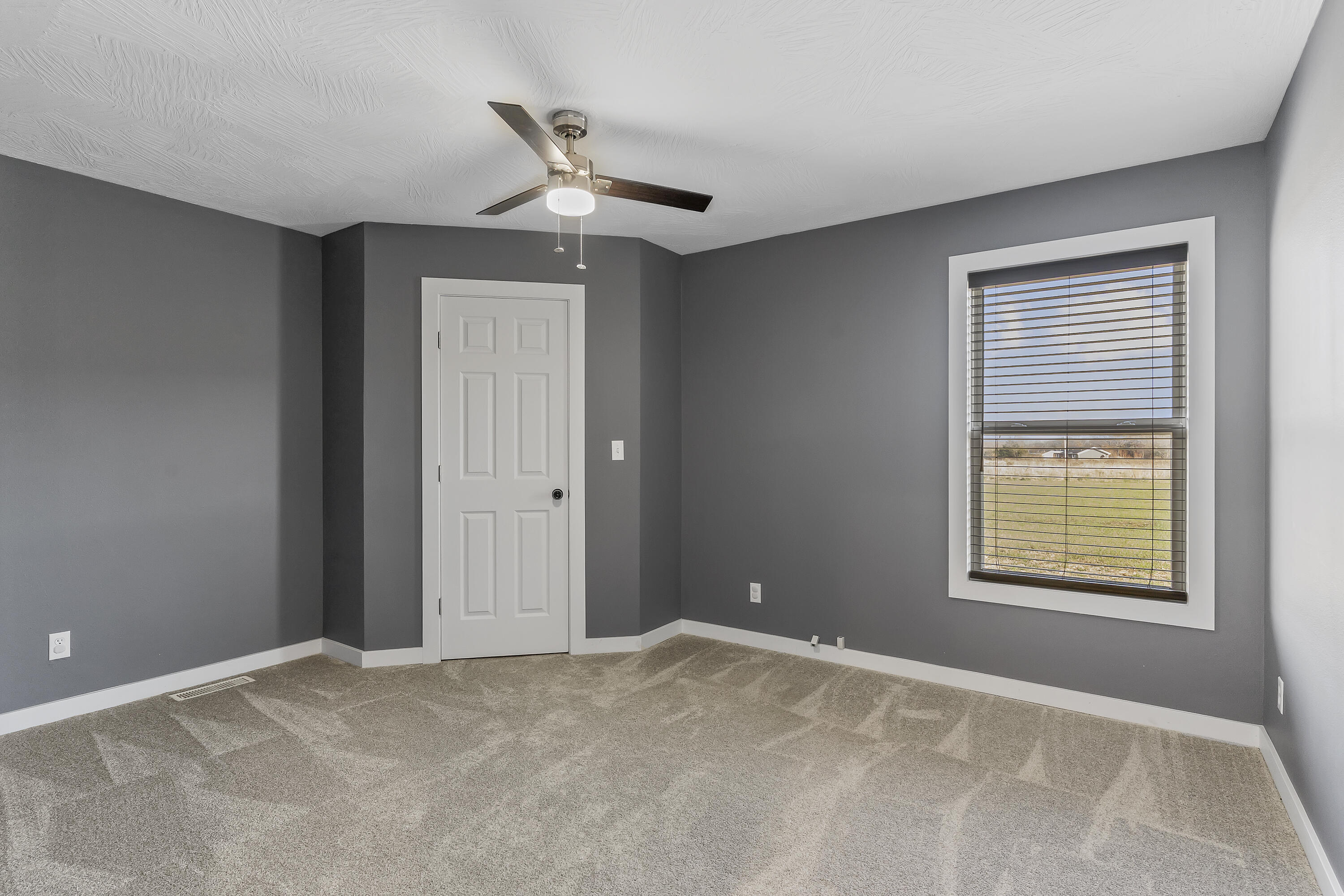 1000 West Miller Street Property Photo 37