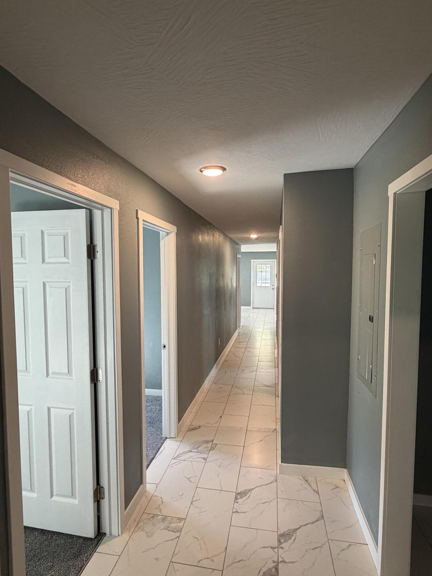 305 East Rock Street Property Photo 19