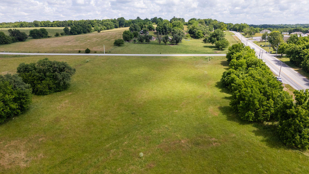 1601 North State Nn Highway Property Photo 8
