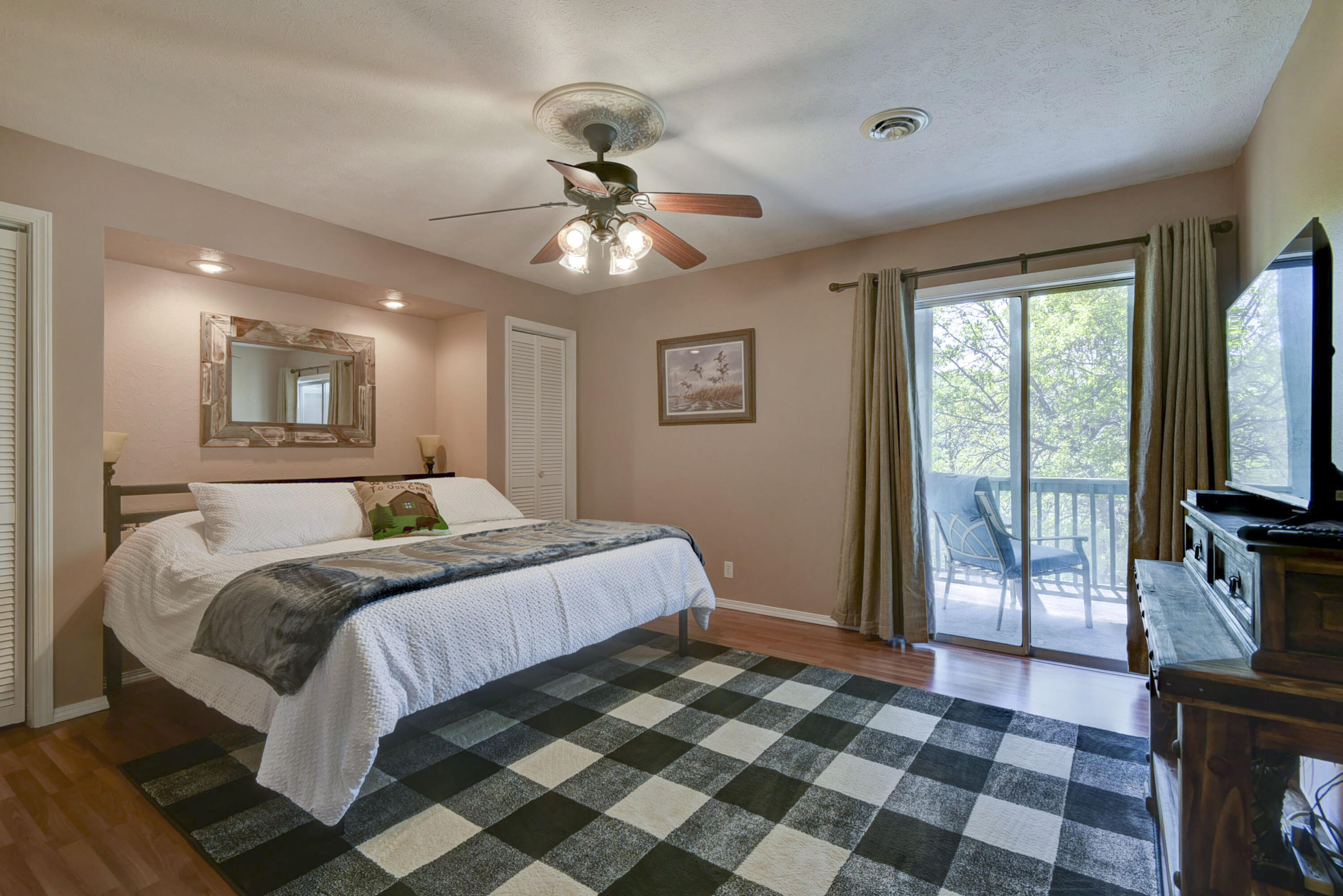150 The Bluffs 7 Property Photo 11