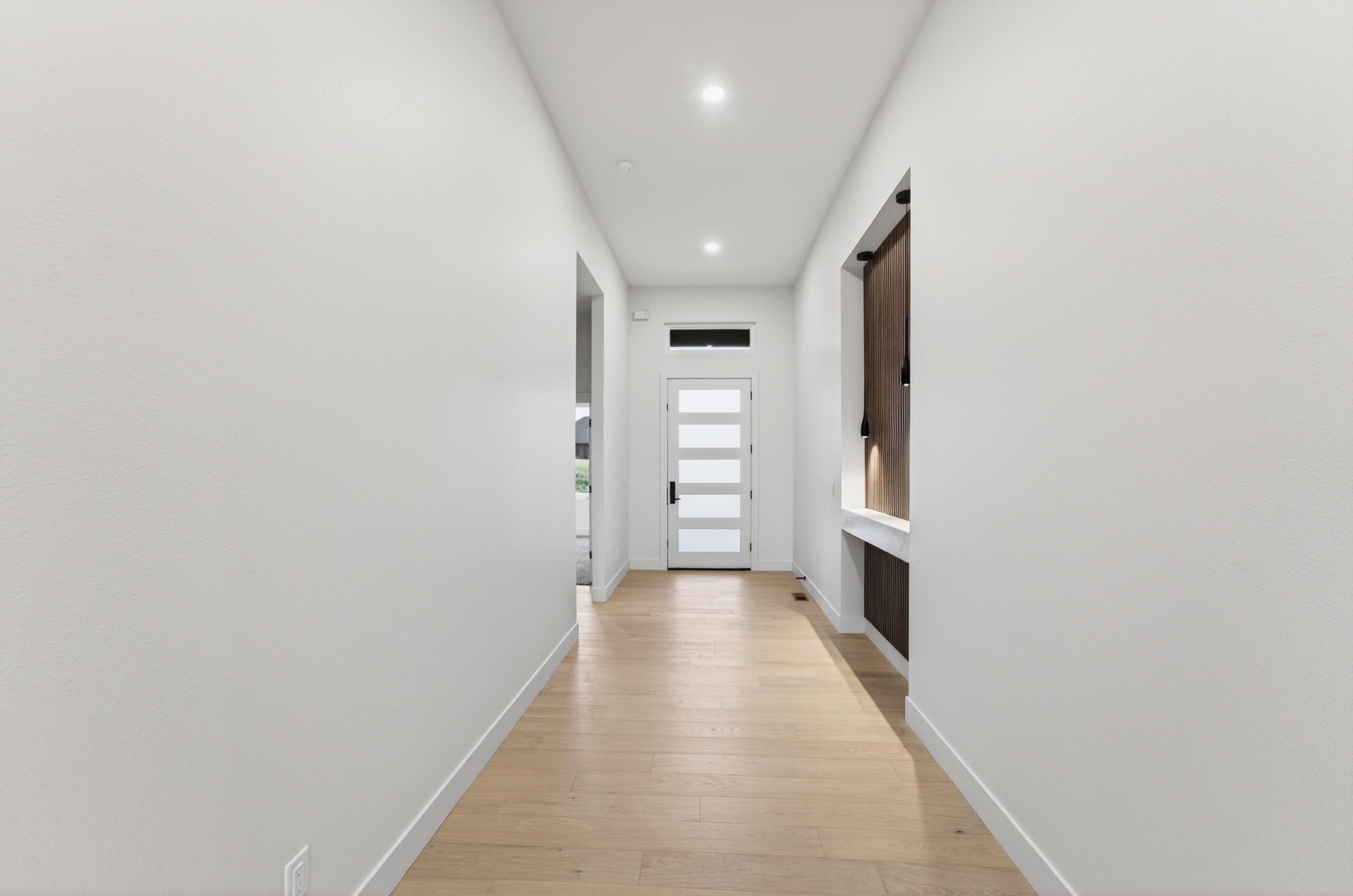 1861 East Skyline Avenue Property Photo 7
