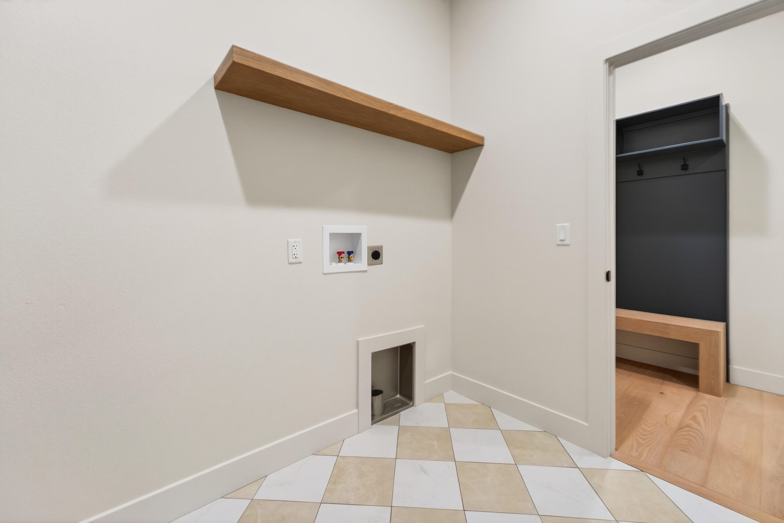 1861 East Skyline Avenue Property Photo 37