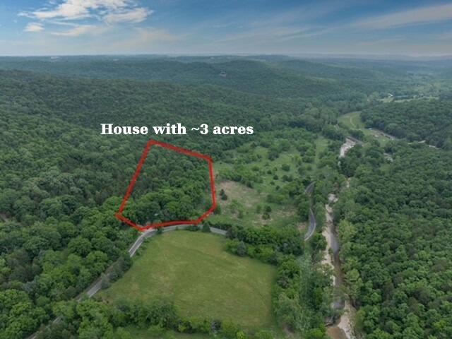 424 Reno Springs Road Property Photo 9