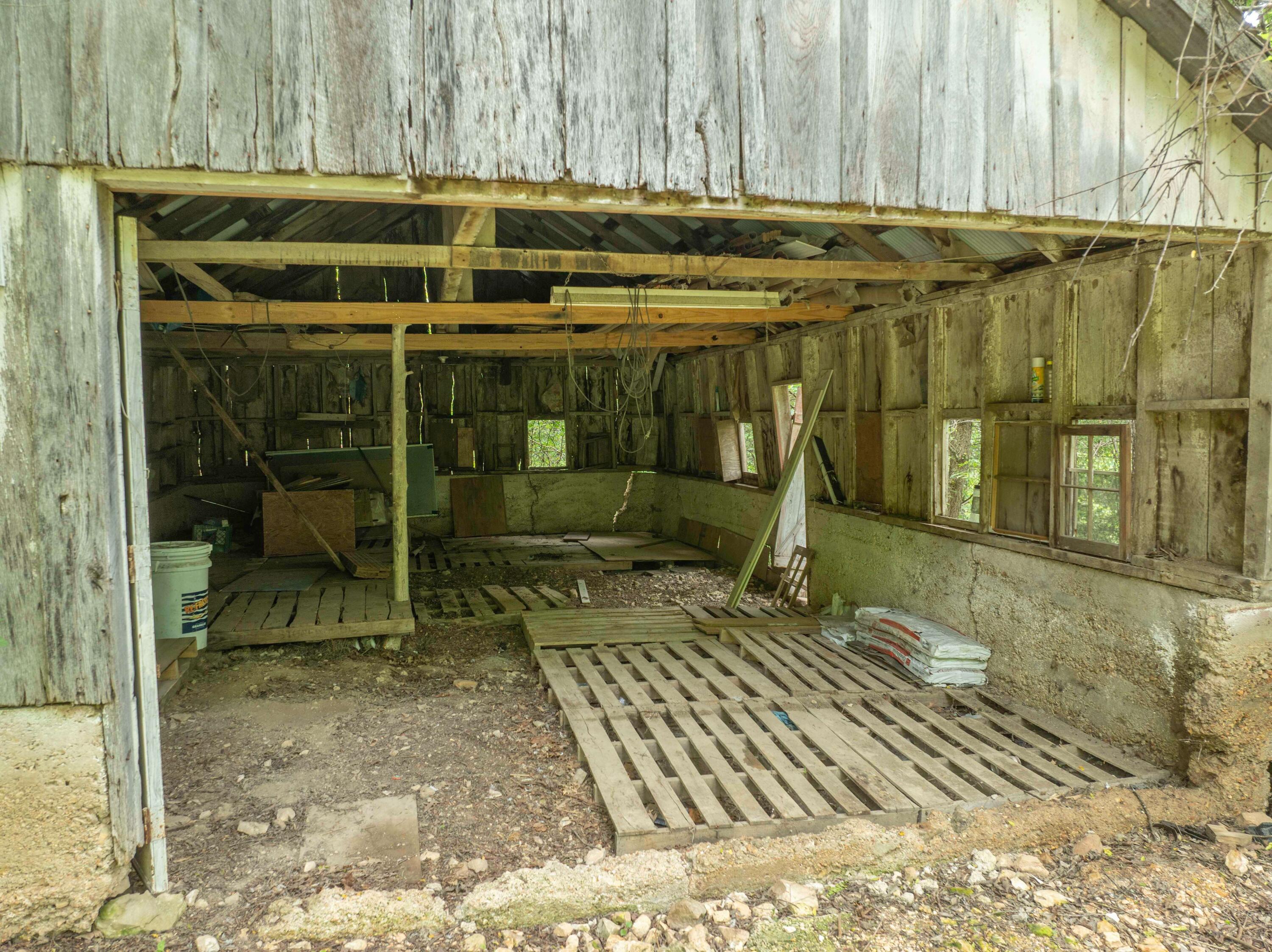 424 Reno Springs Road Property Photo 16