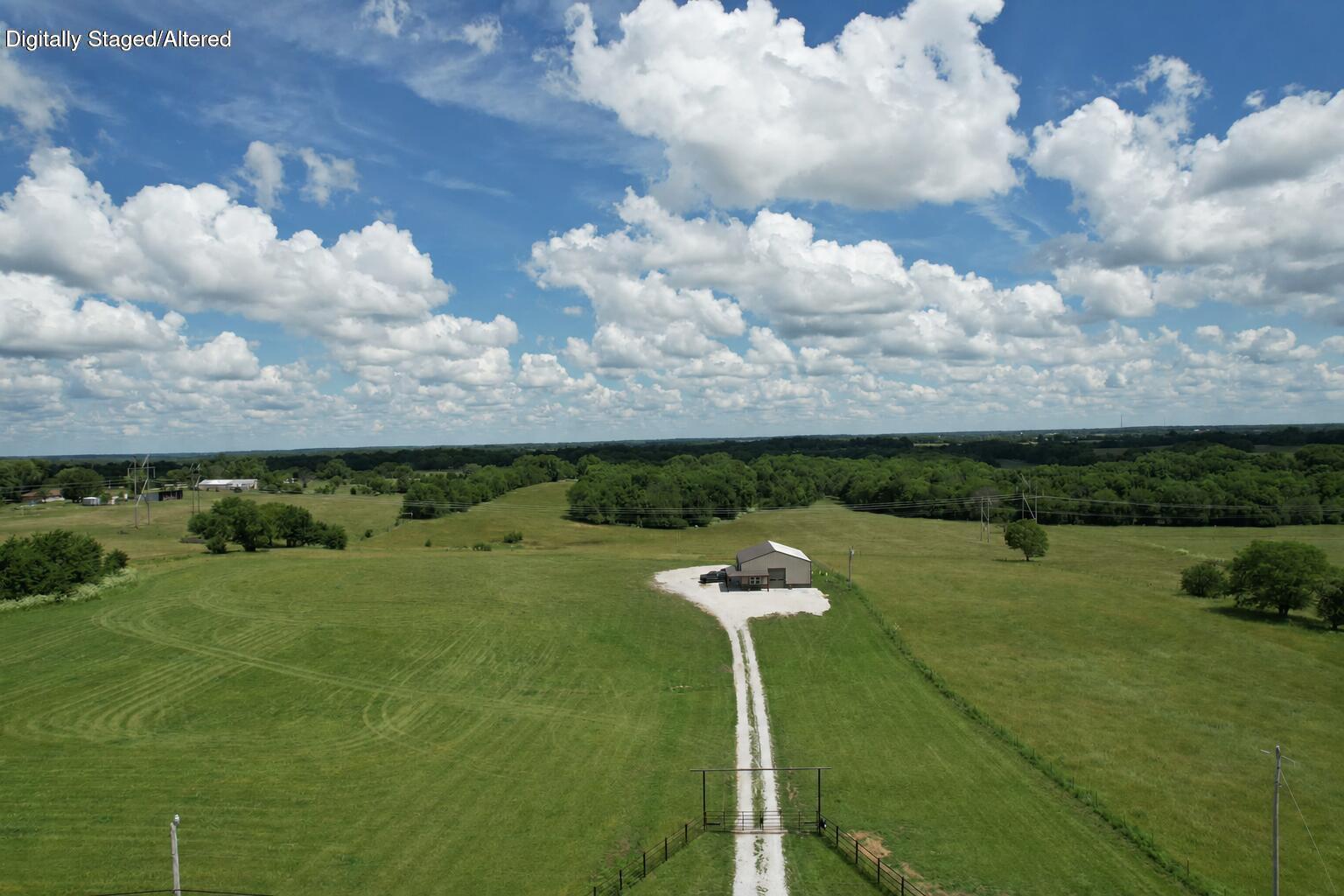 9985 West State Highway Tt Property Photo 3