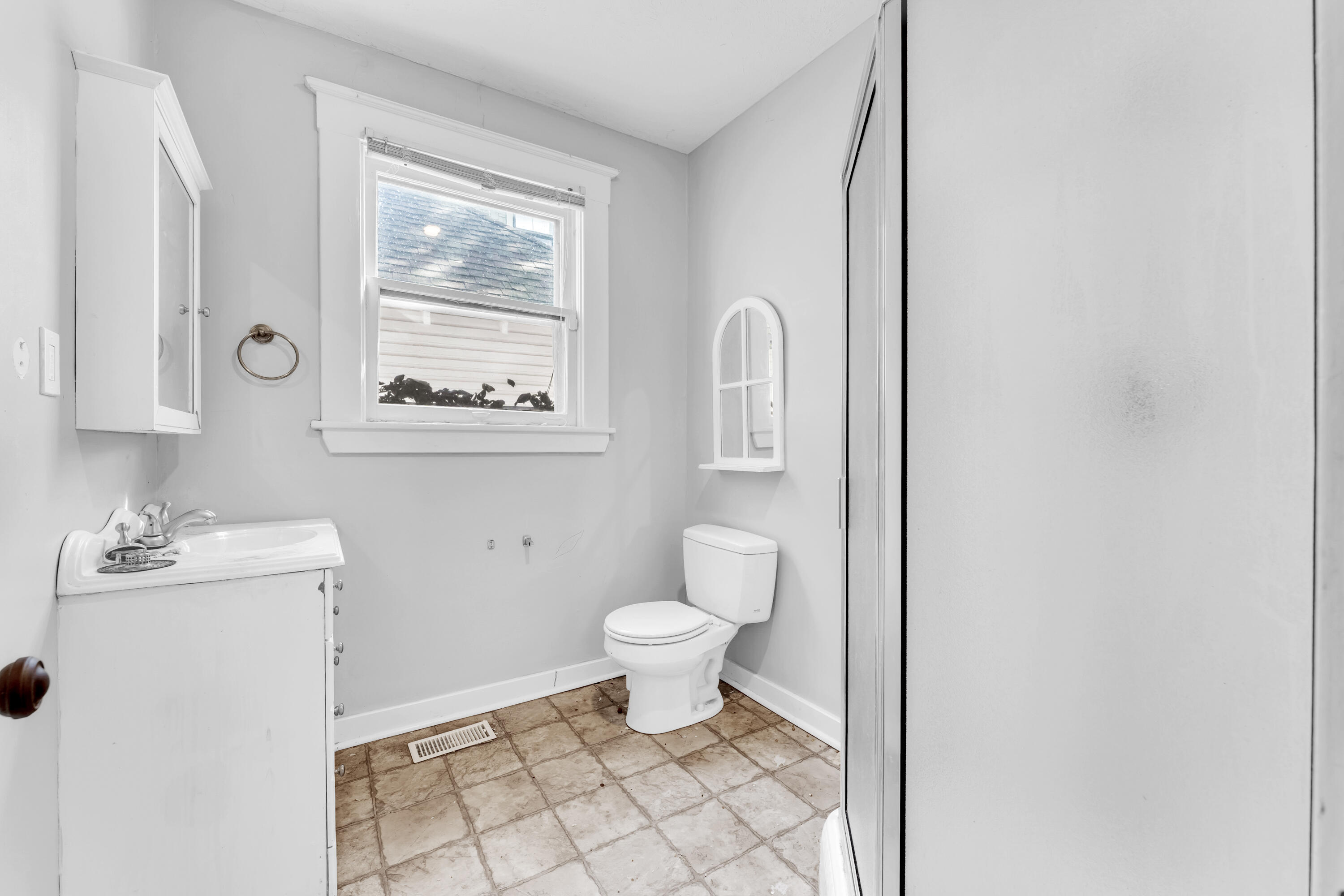 817 West Walnut Street Property Photo 12
