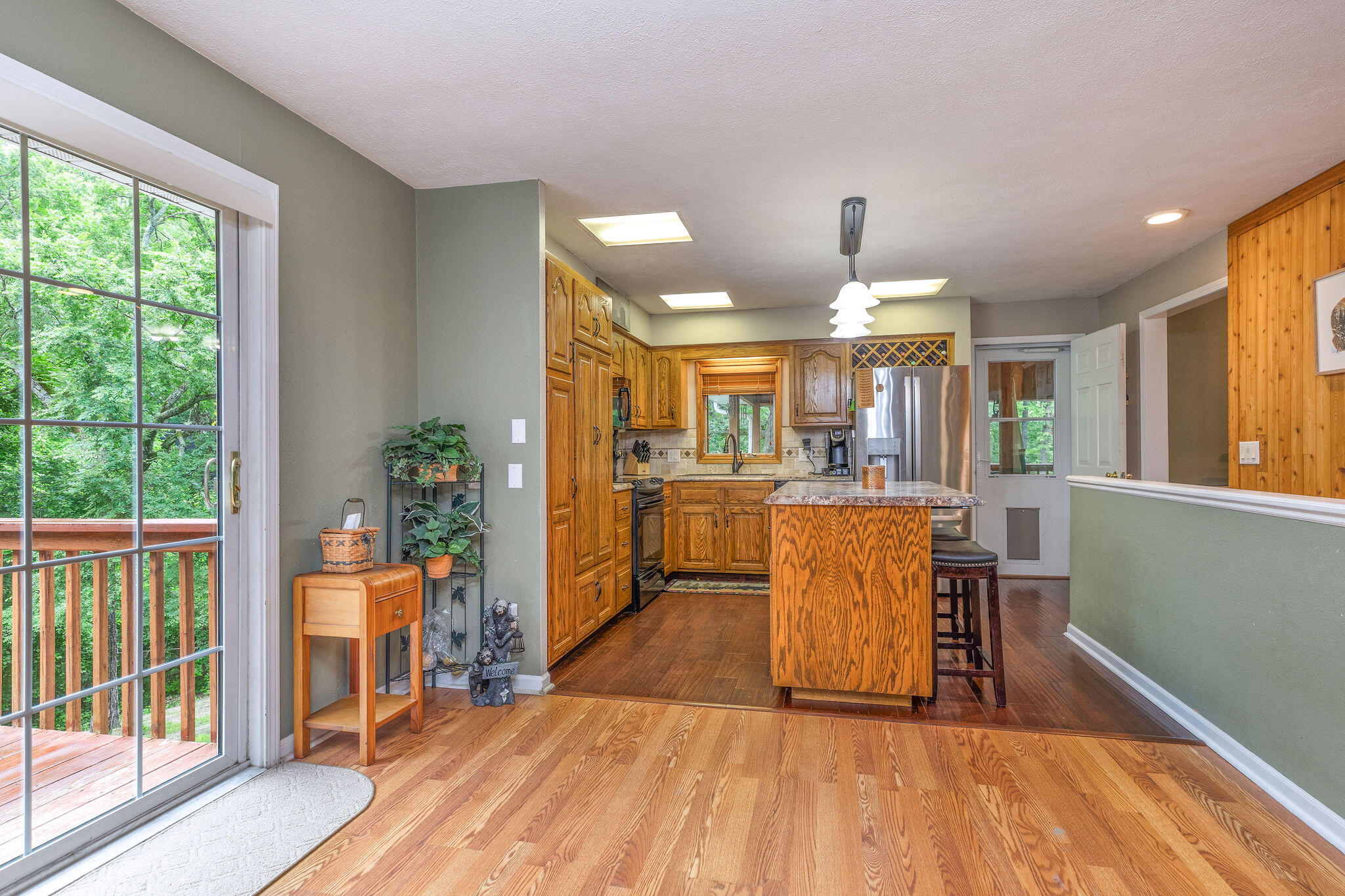 208 Lafayette Lane Property Photo 11