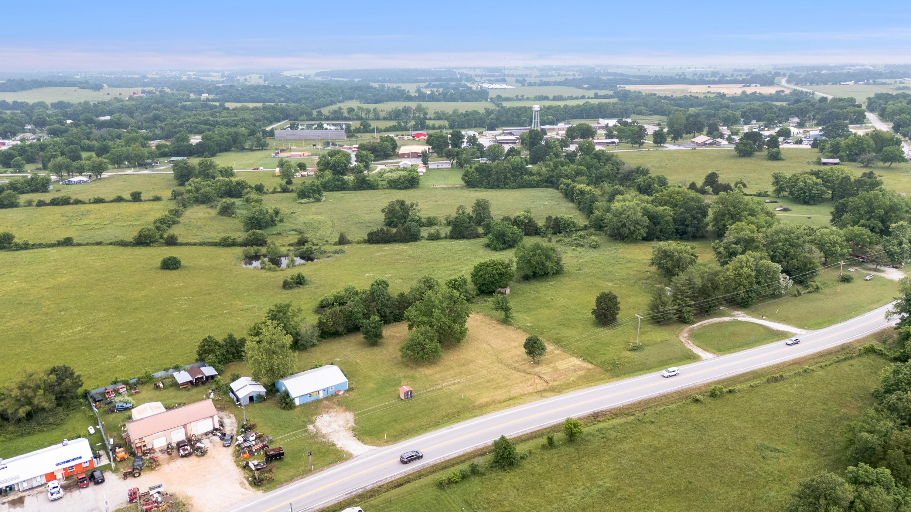 26095 State Highway 37 Property Photo 15