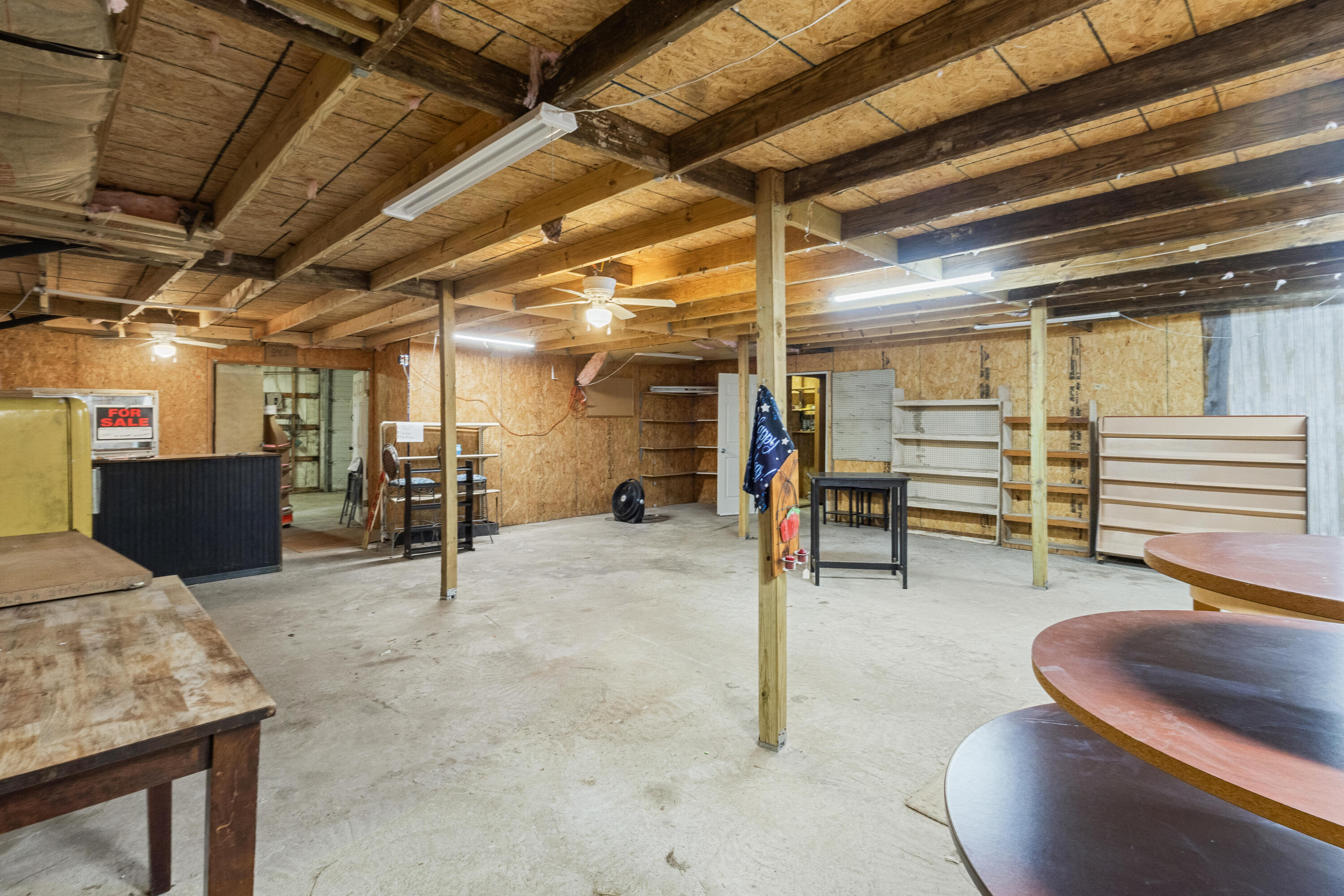 26095 State Highway 37 Property Photo 18