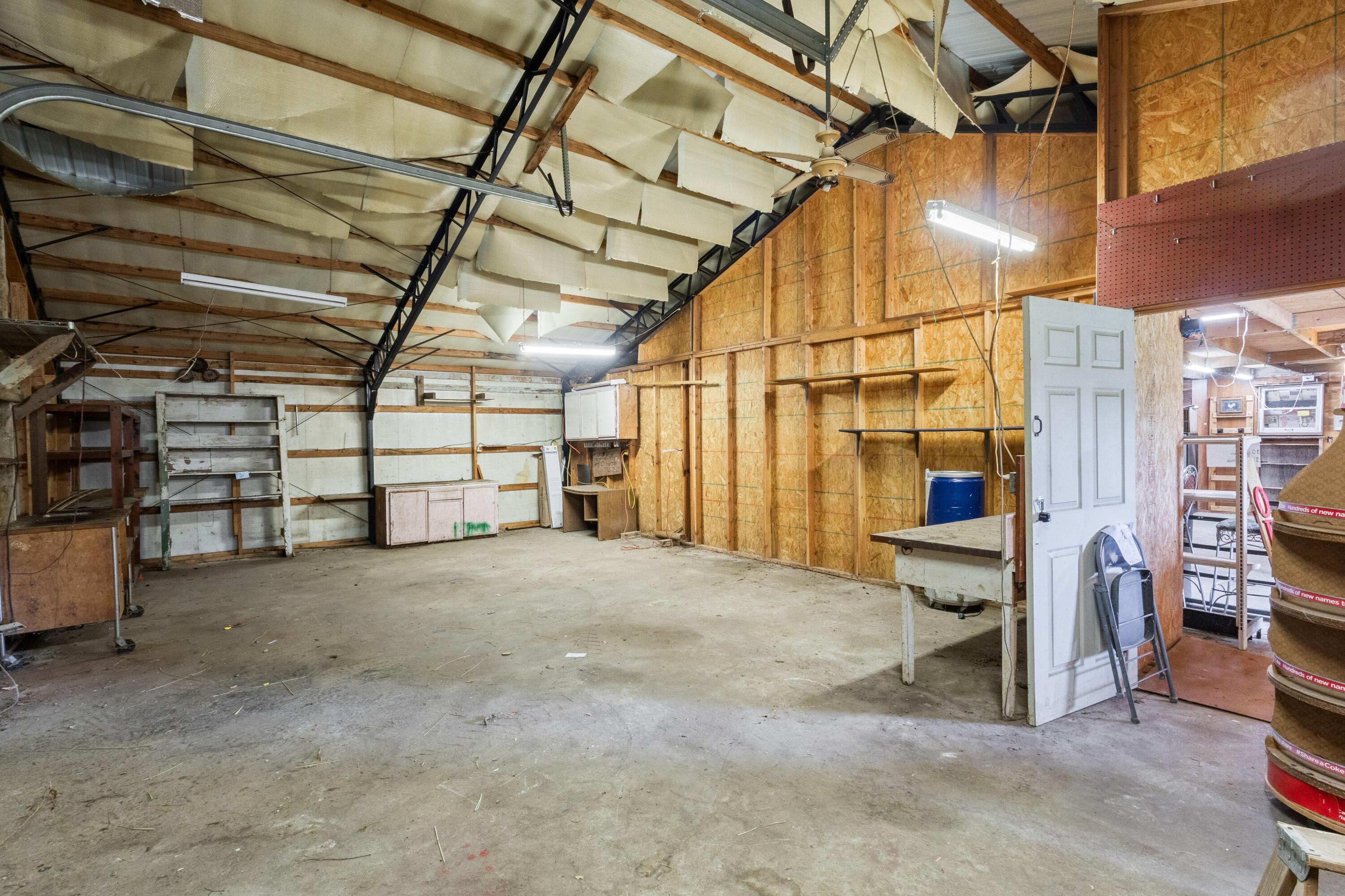 26095 State Highway 37 Property Photo 20