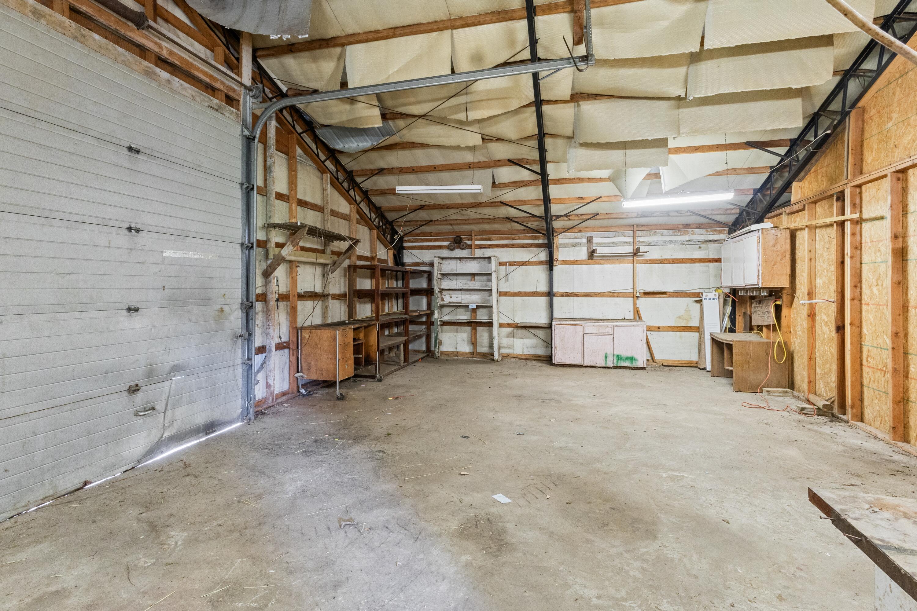 26095 State Highway 37 Property Photo 22