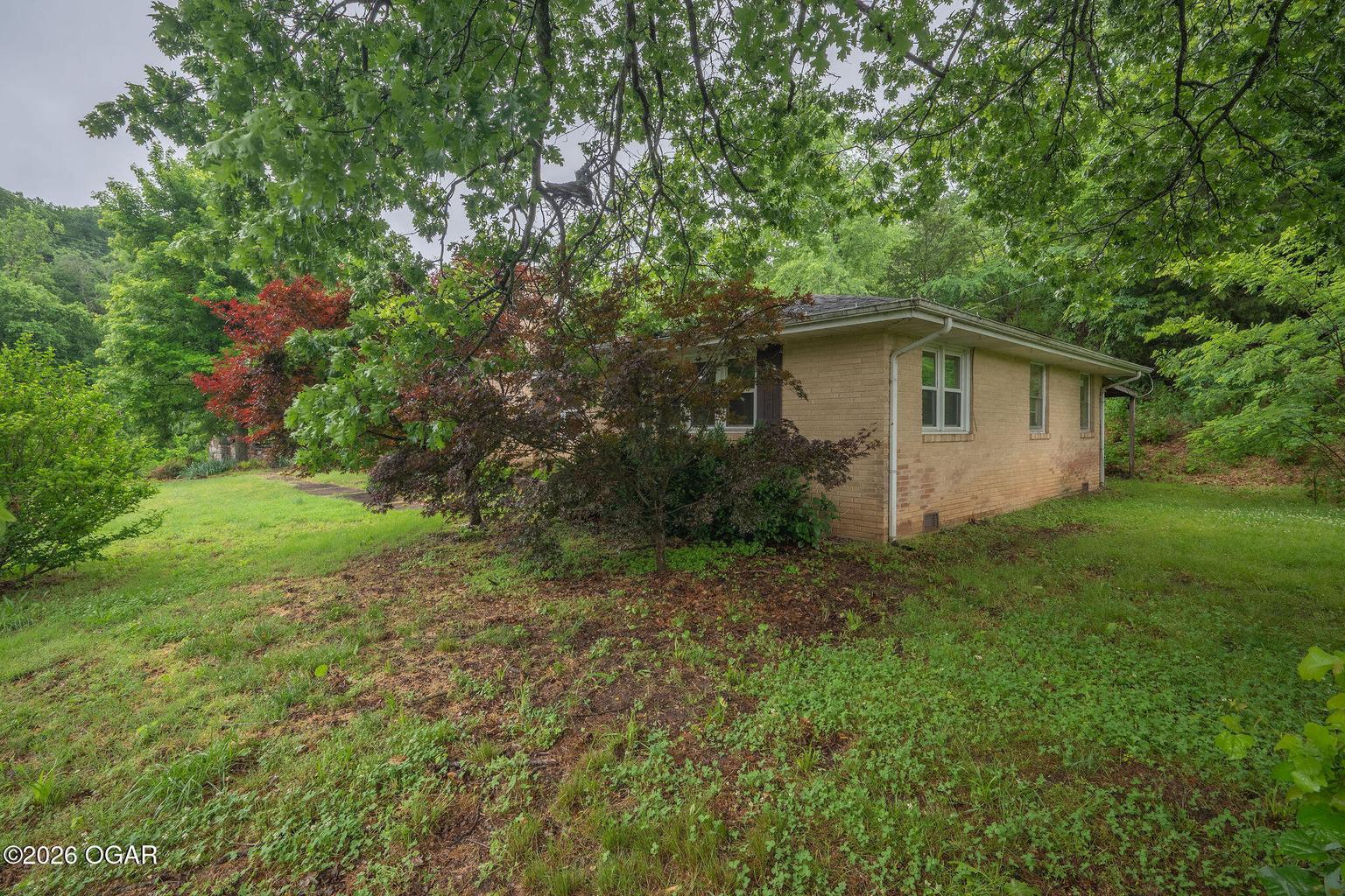 208 Minnow Springs Avenue Property Photo 9