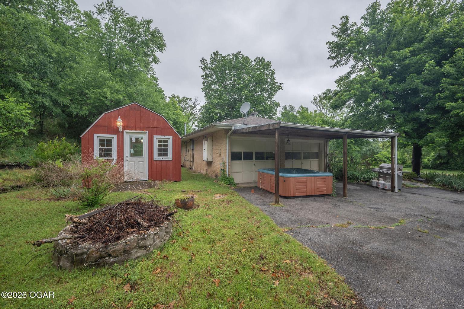 208 Minnow Springs Avenue Property Photo 14