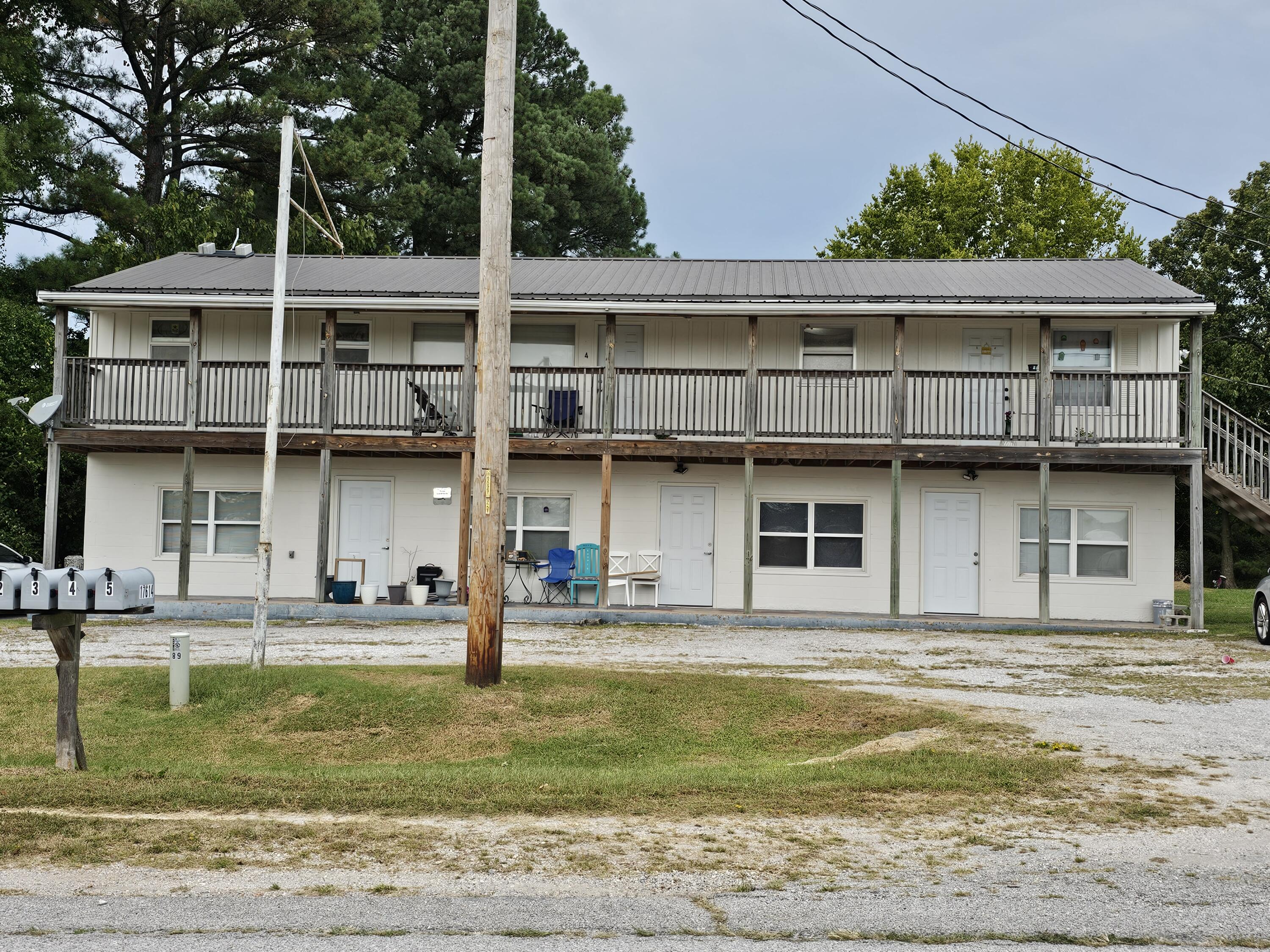 17614 Elwood Junction Road Property Photo 3
