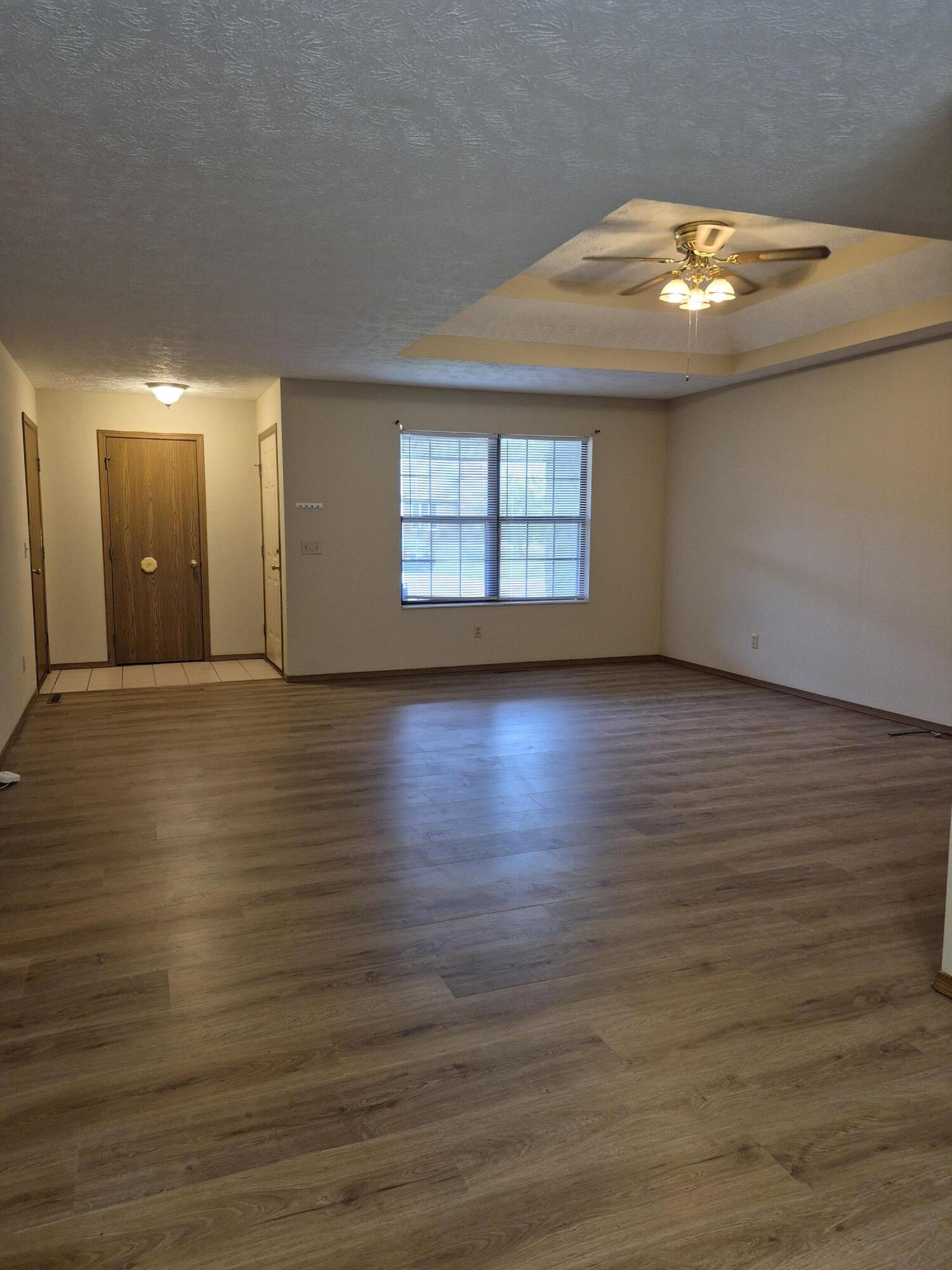 3467 South Doris Avenue Property Photo 2