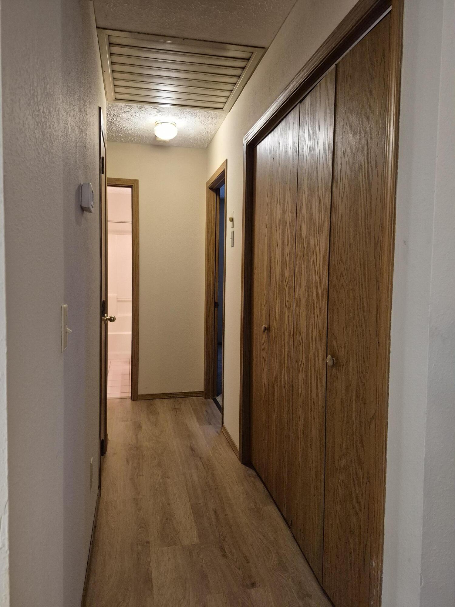 3467 South Doris Avenue Property Photo 8