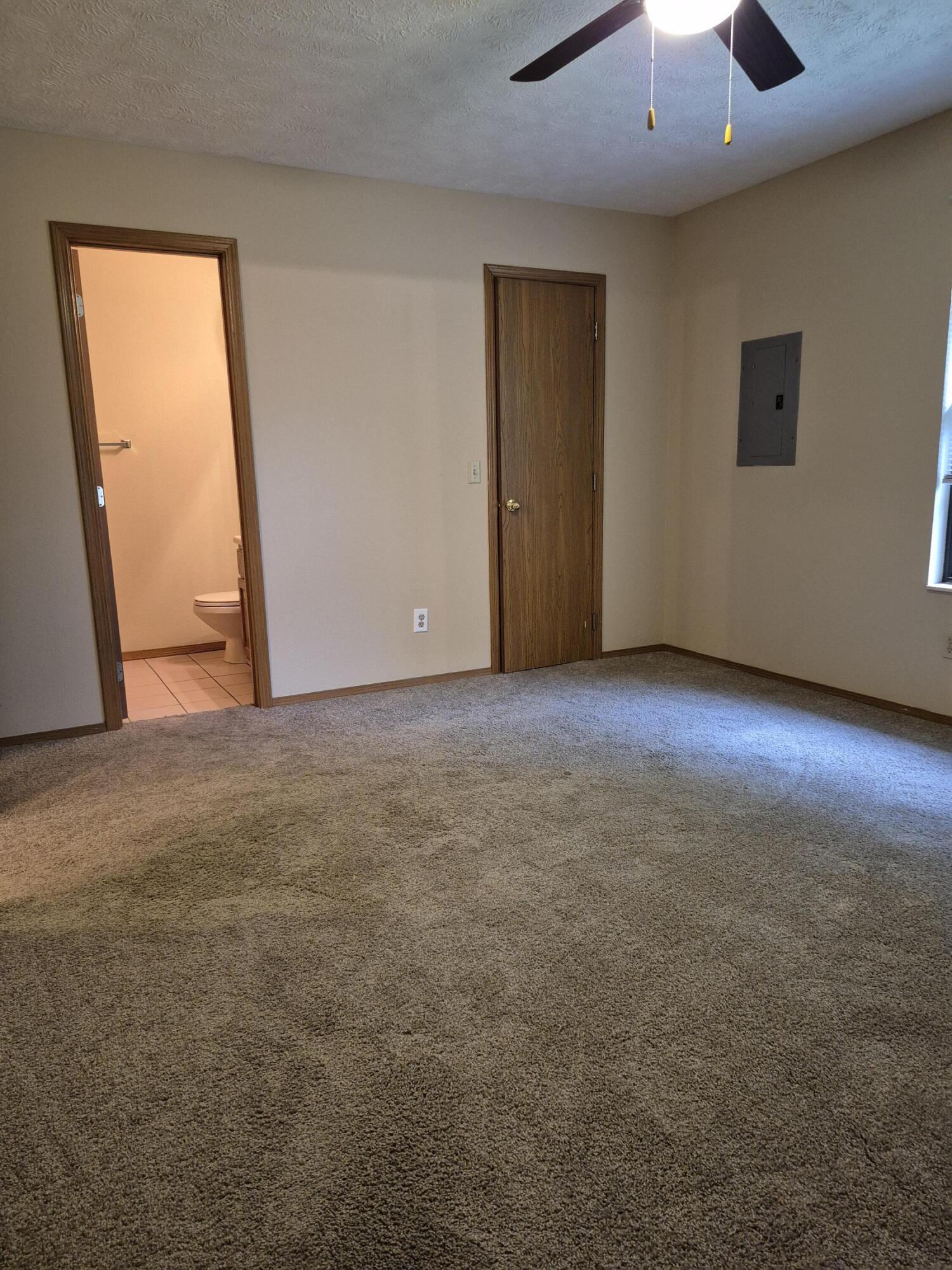 3467 South Doris Avenue Property Photo 9