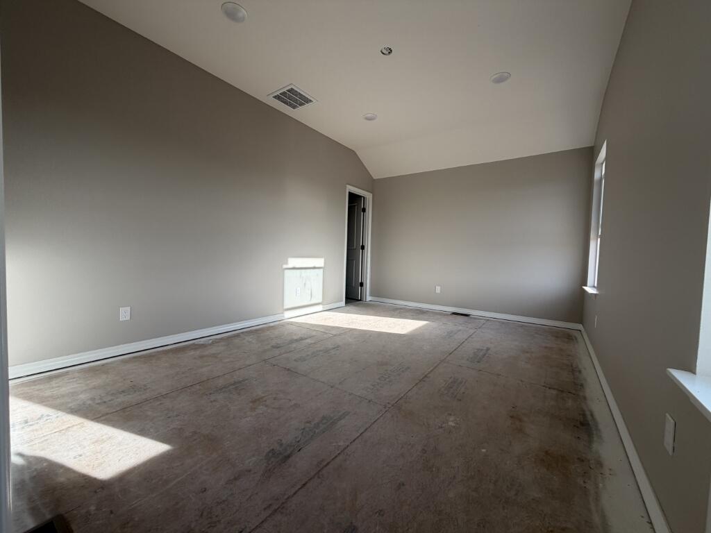 439 Pebblestone Street Property Photo 5
