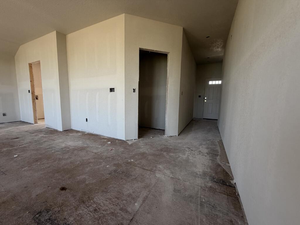 439 Pebblestone Street Property Photo 9
